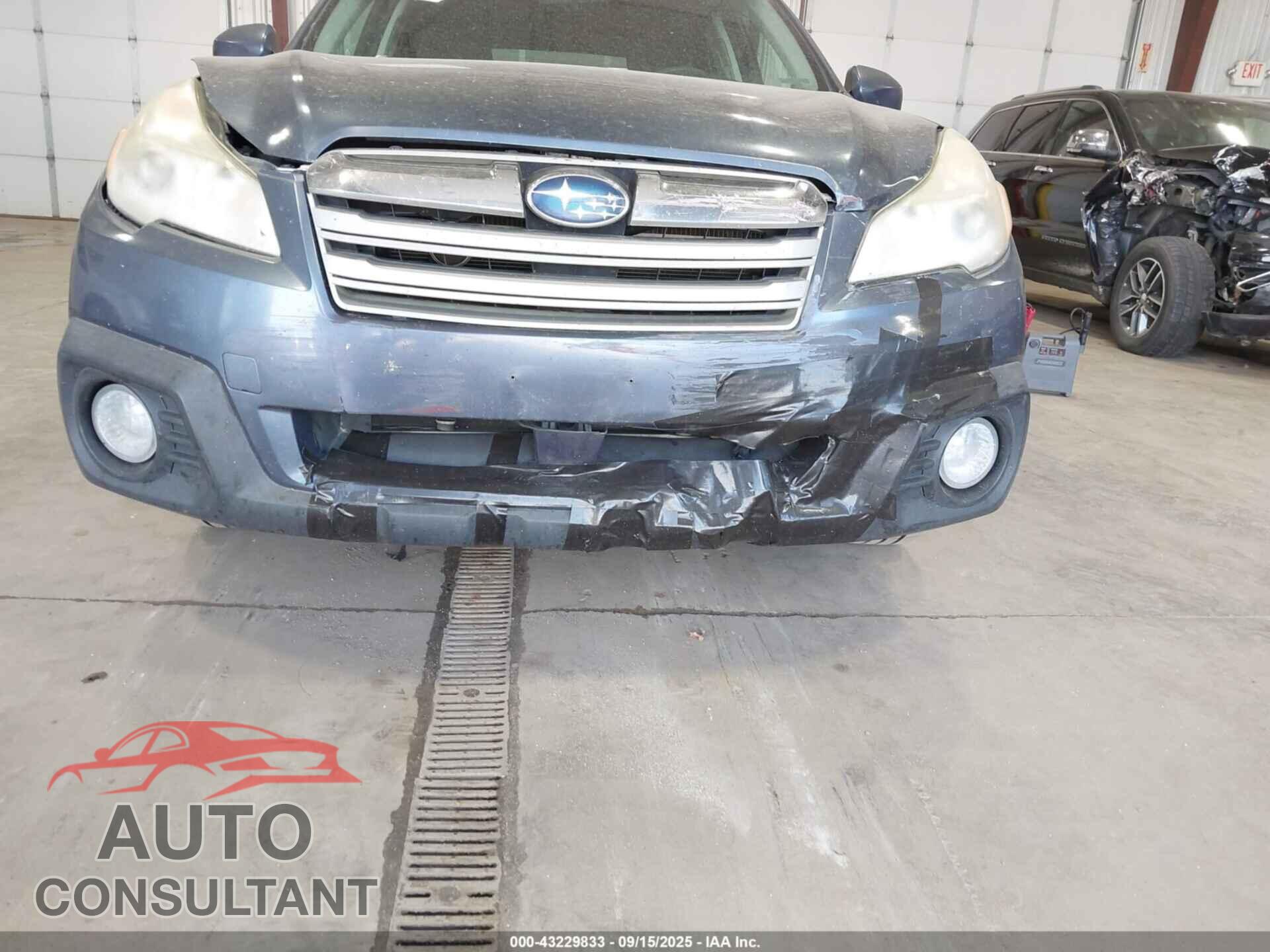 SUBARU OUTBACK 2013 - 4S4BRBCC5D3316008