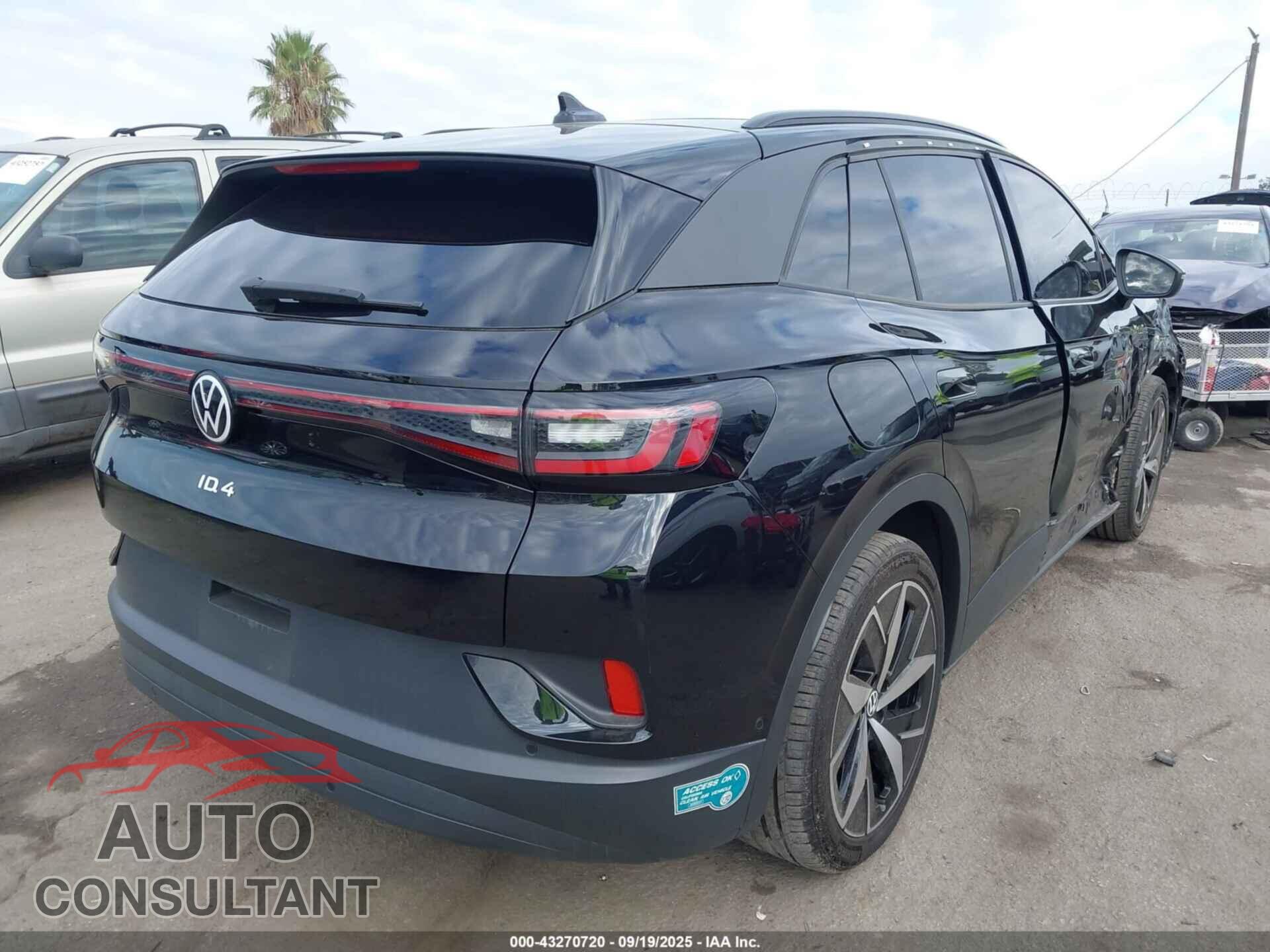 VOLKSWAGEN ID.4 2023 - 1V2VMPE8XPC040272