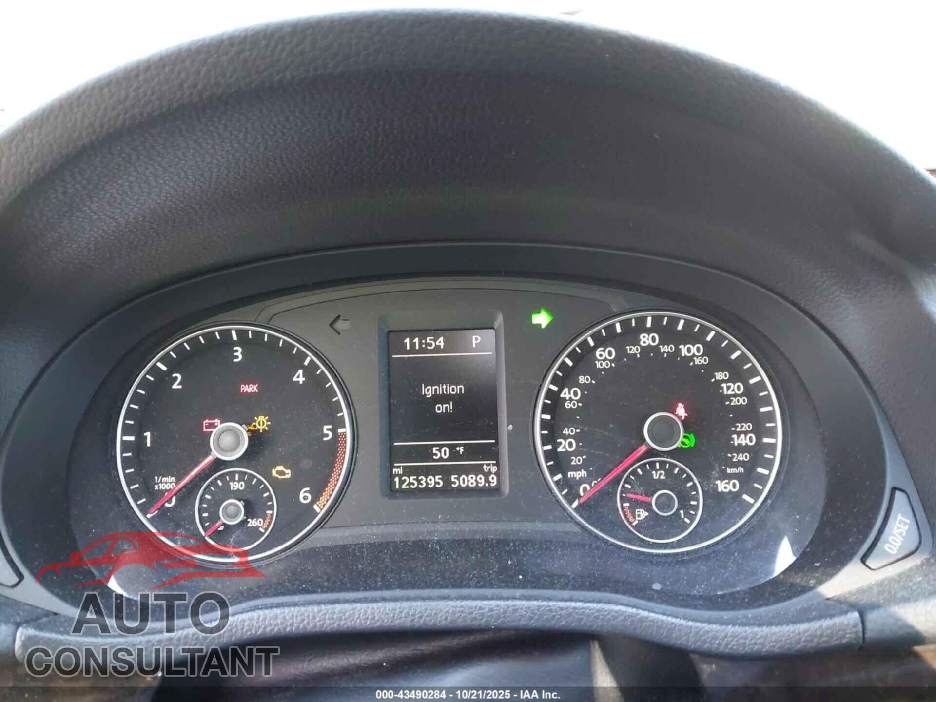 VOLKSWAGEN PASSAT 2014 - 1VWCN7A30EC099874