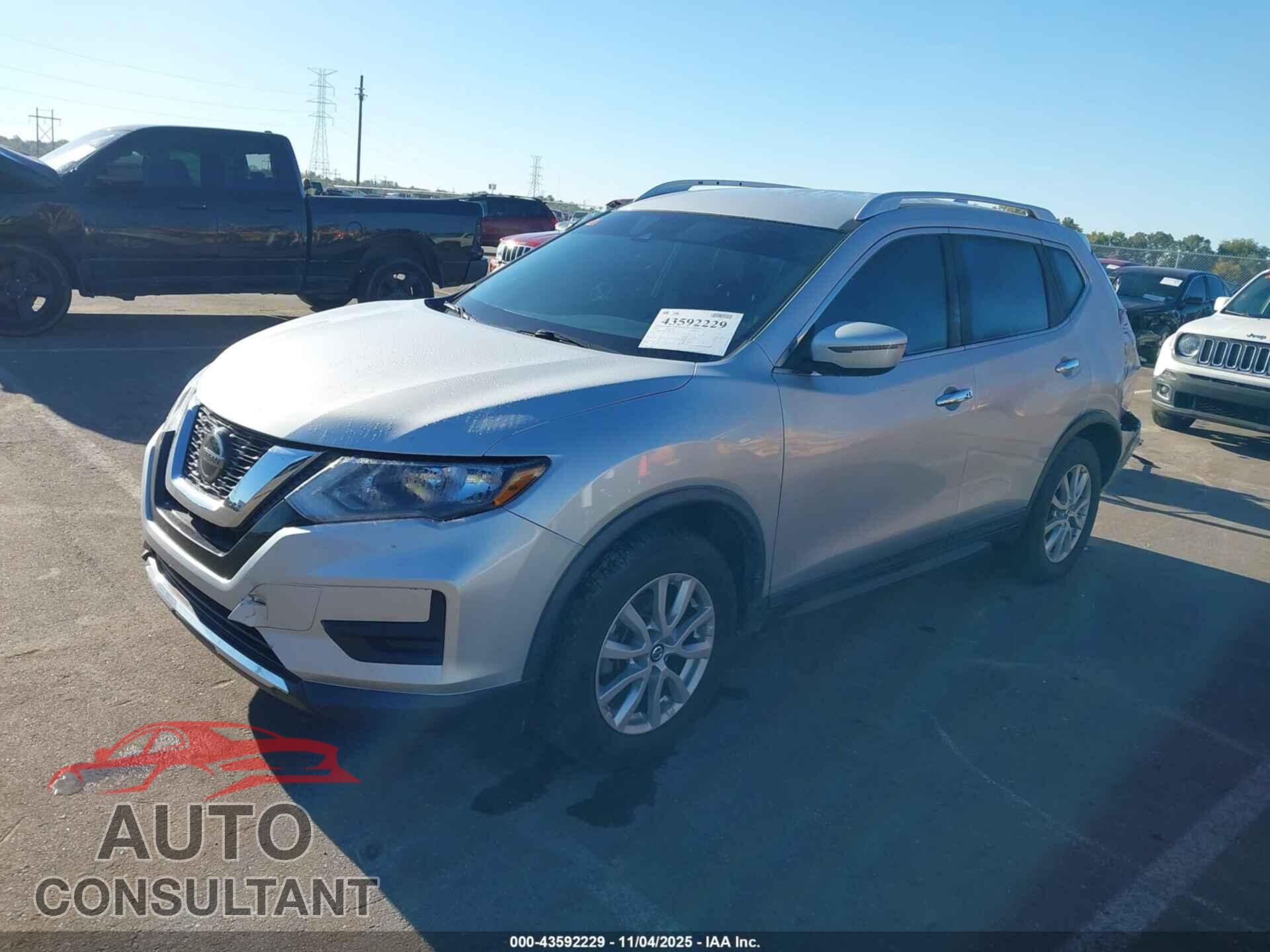 NISSAN ROGUE 2020 - KNMAT2MV2LP522010