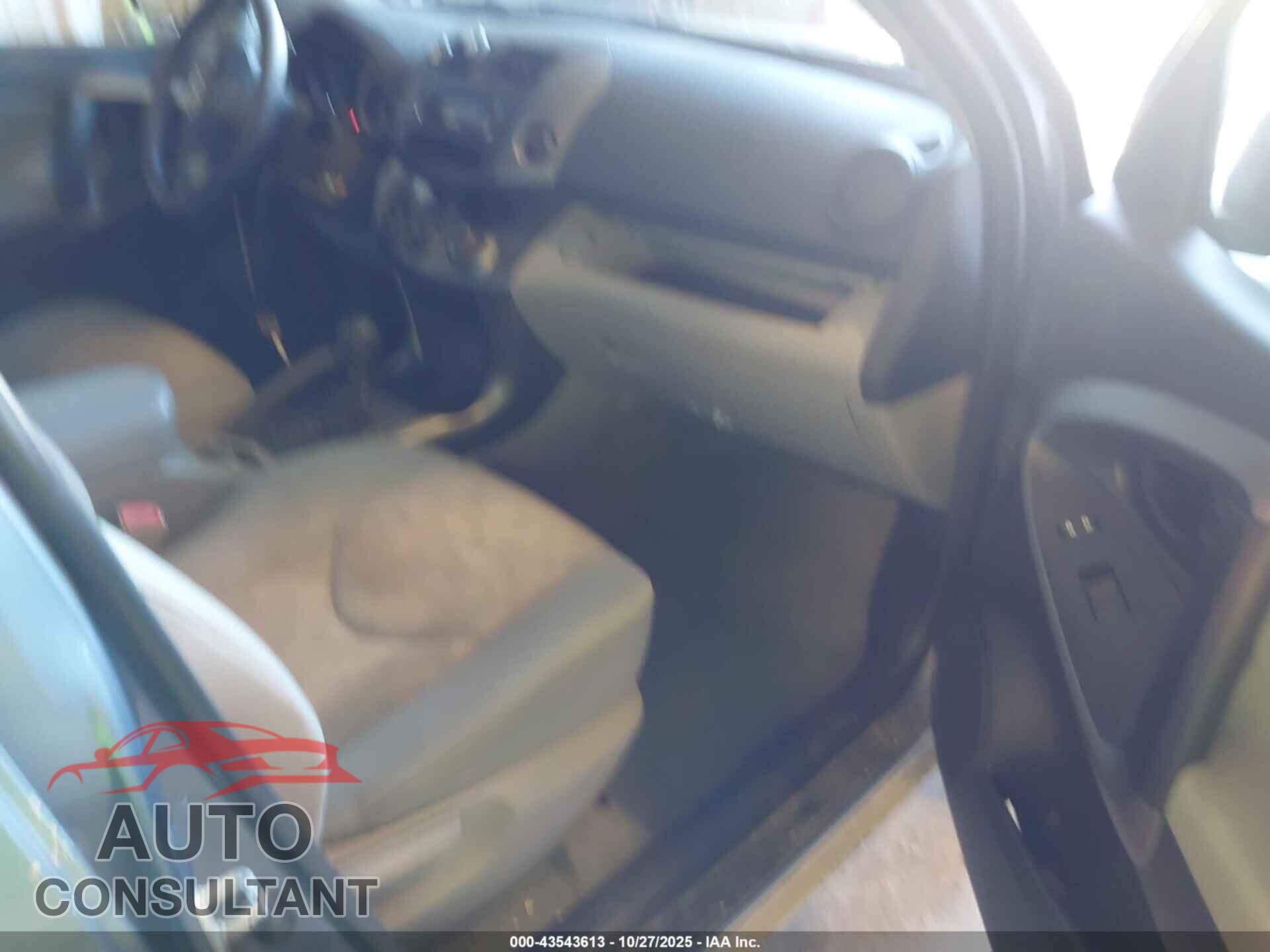 TOYOTA RAV4 2011 - 2T3BF4DV2BW083868