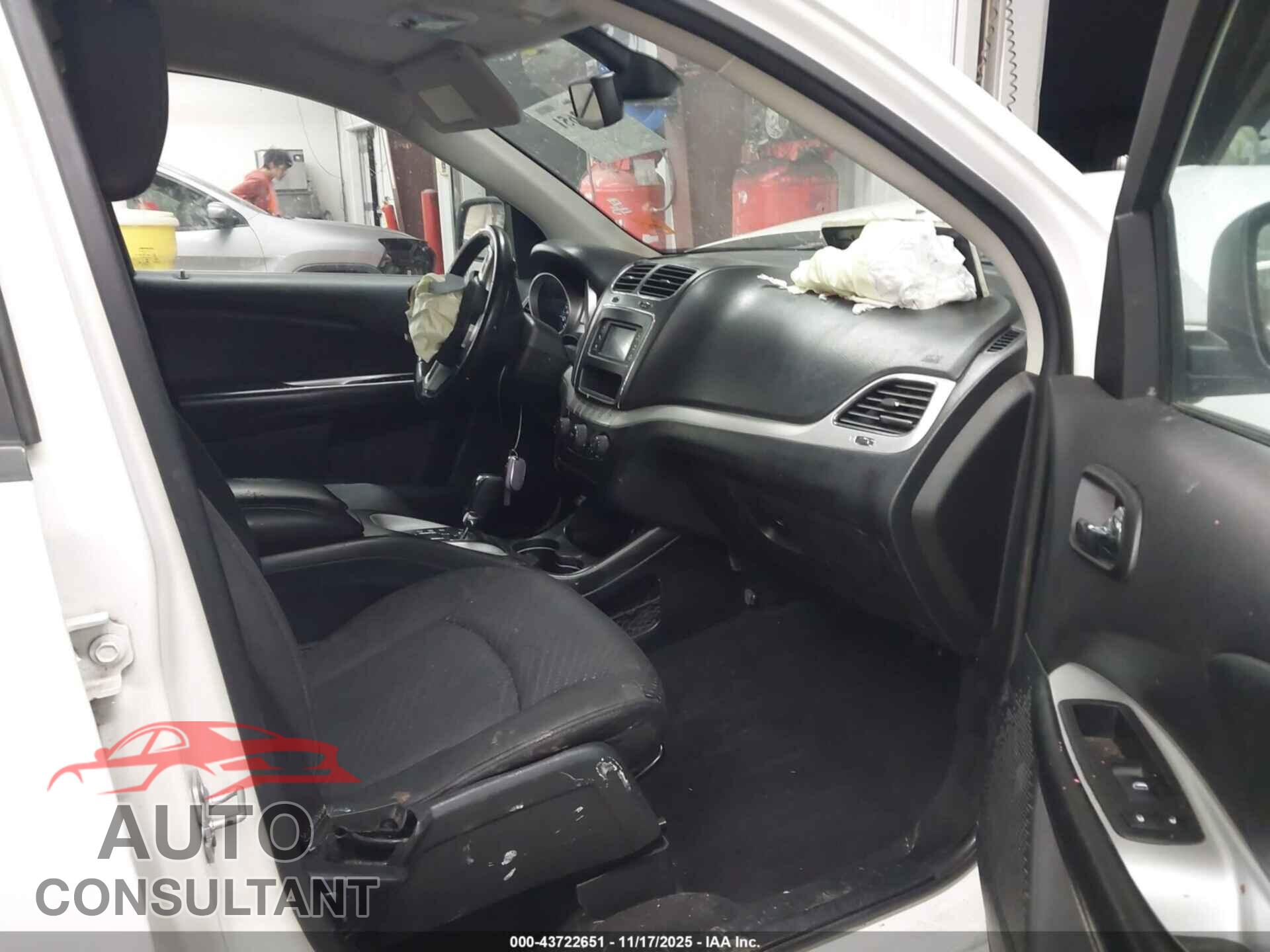 DODGE JOURNEY 2018 - 3C4PDCBG7JT511403