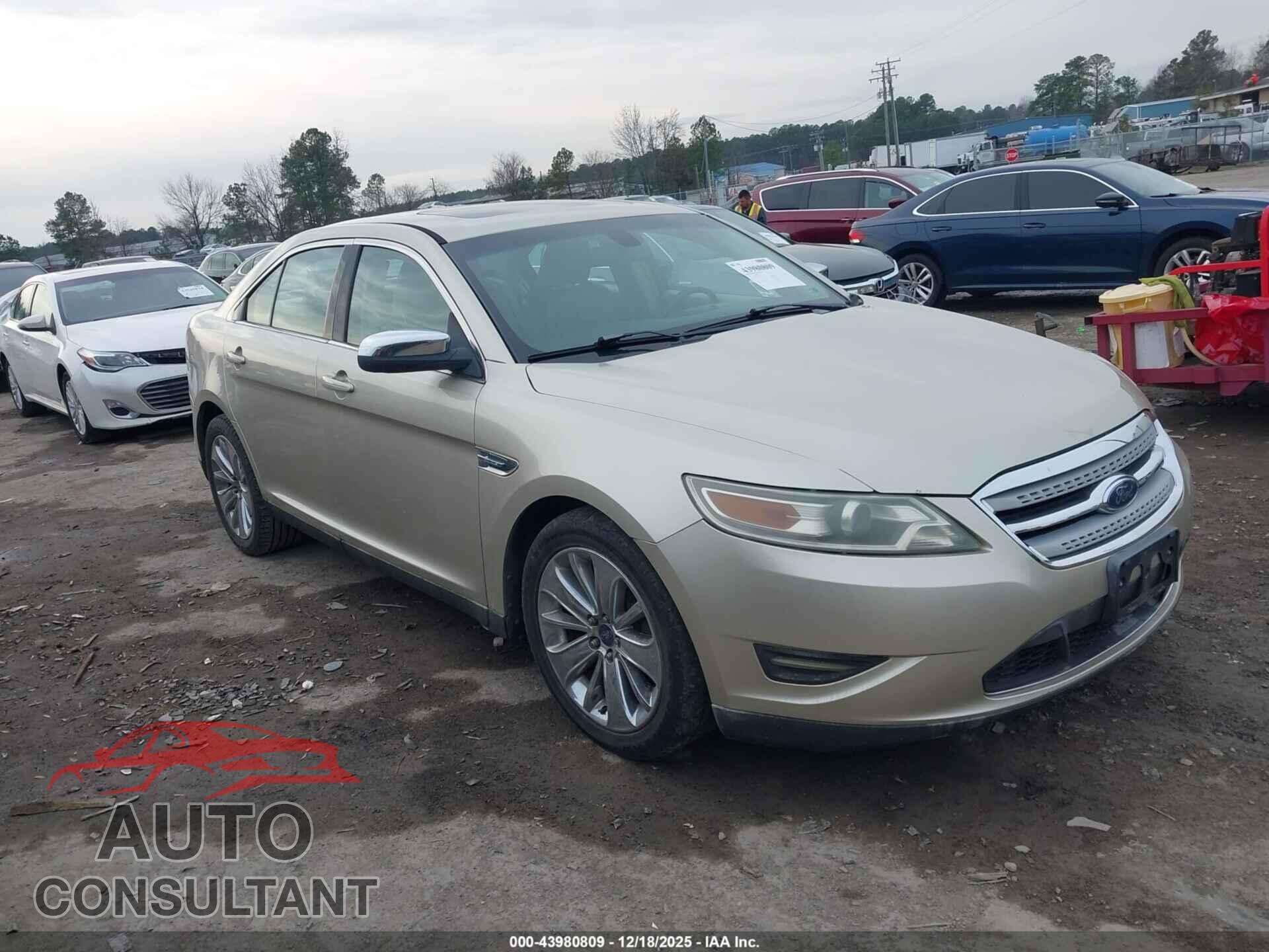 FORD TAURUS 2010 - 1FAHP2FW9AG120710