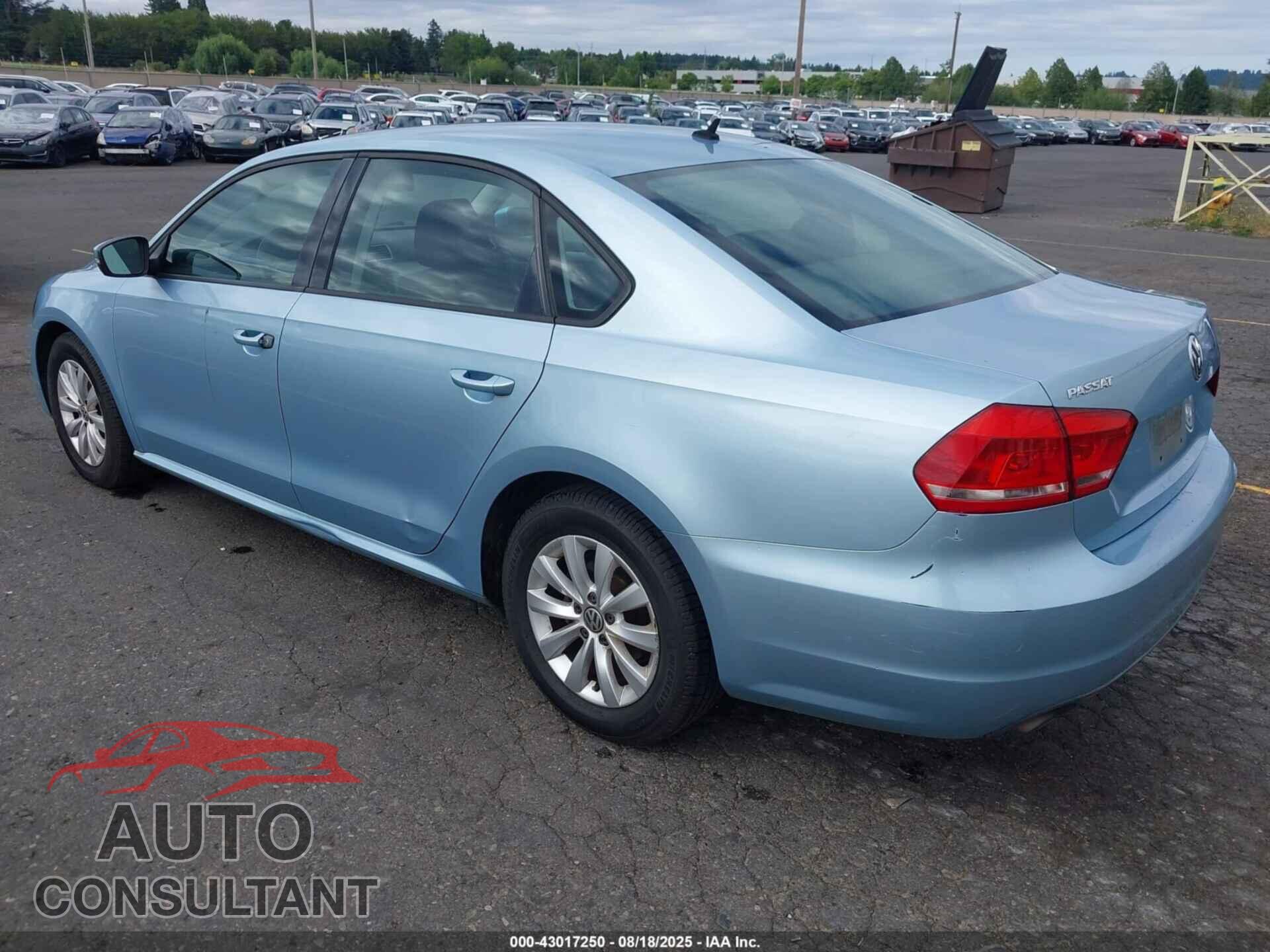 VOLKSWAGEN PASSAT 2012 - 1VWAP7A37CC103899