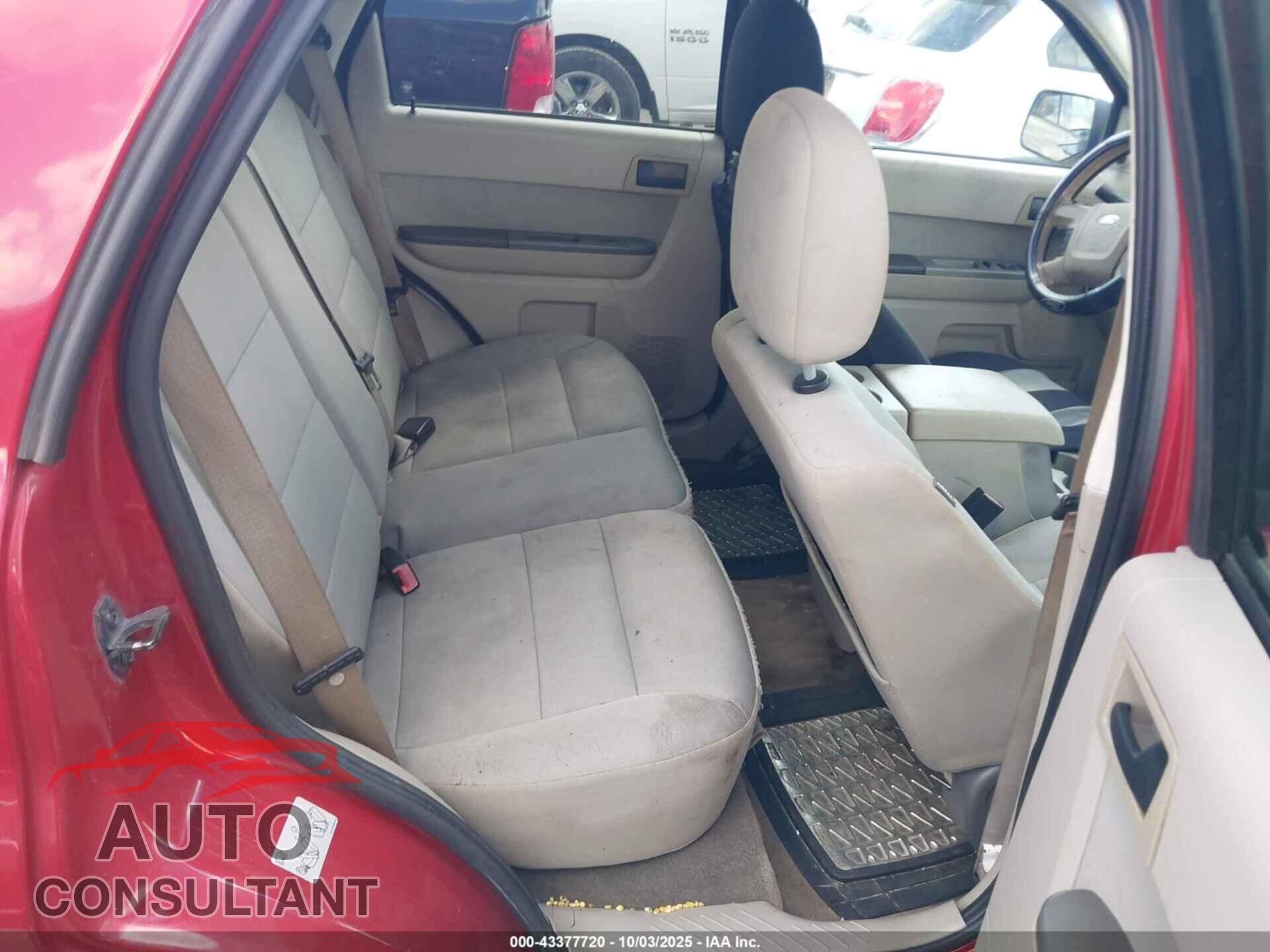 FORD ESCAPE 2011 - 1FMCU0D79BKC10270