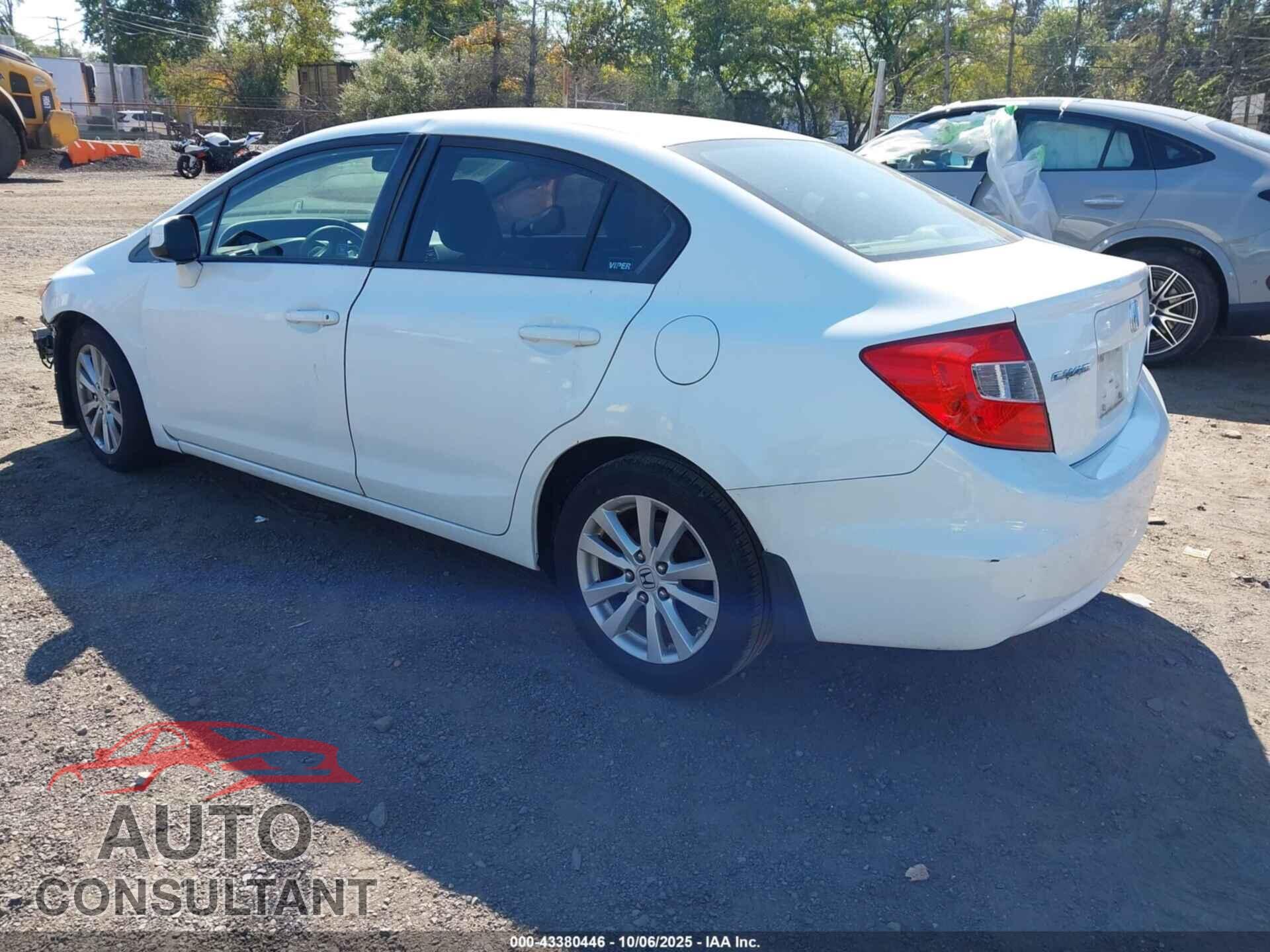 HONDA CIVIC 2012 - 2HGFB2F83CH320072