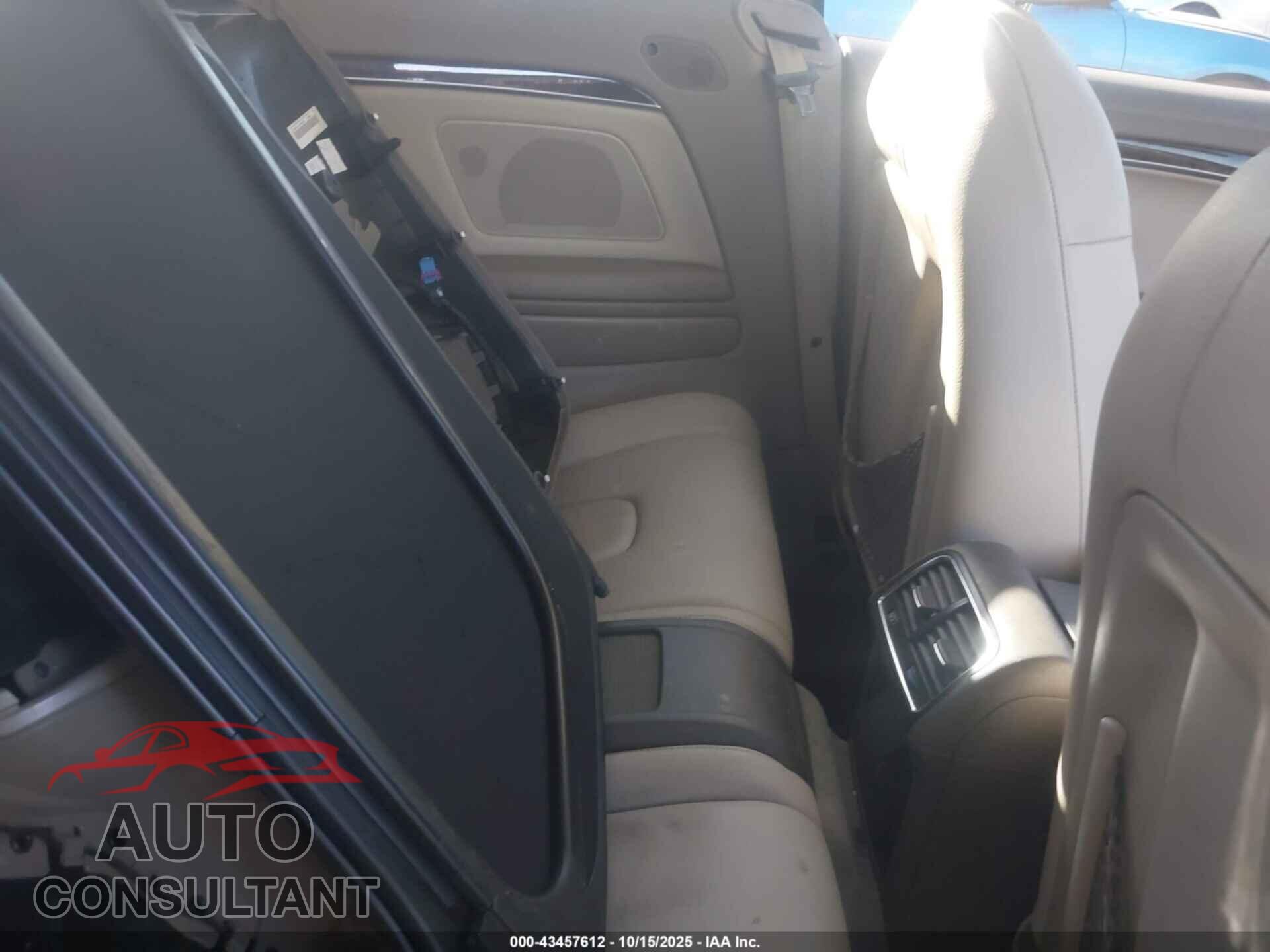 AUDI A5 2012 - WAULFAFH9CN008472