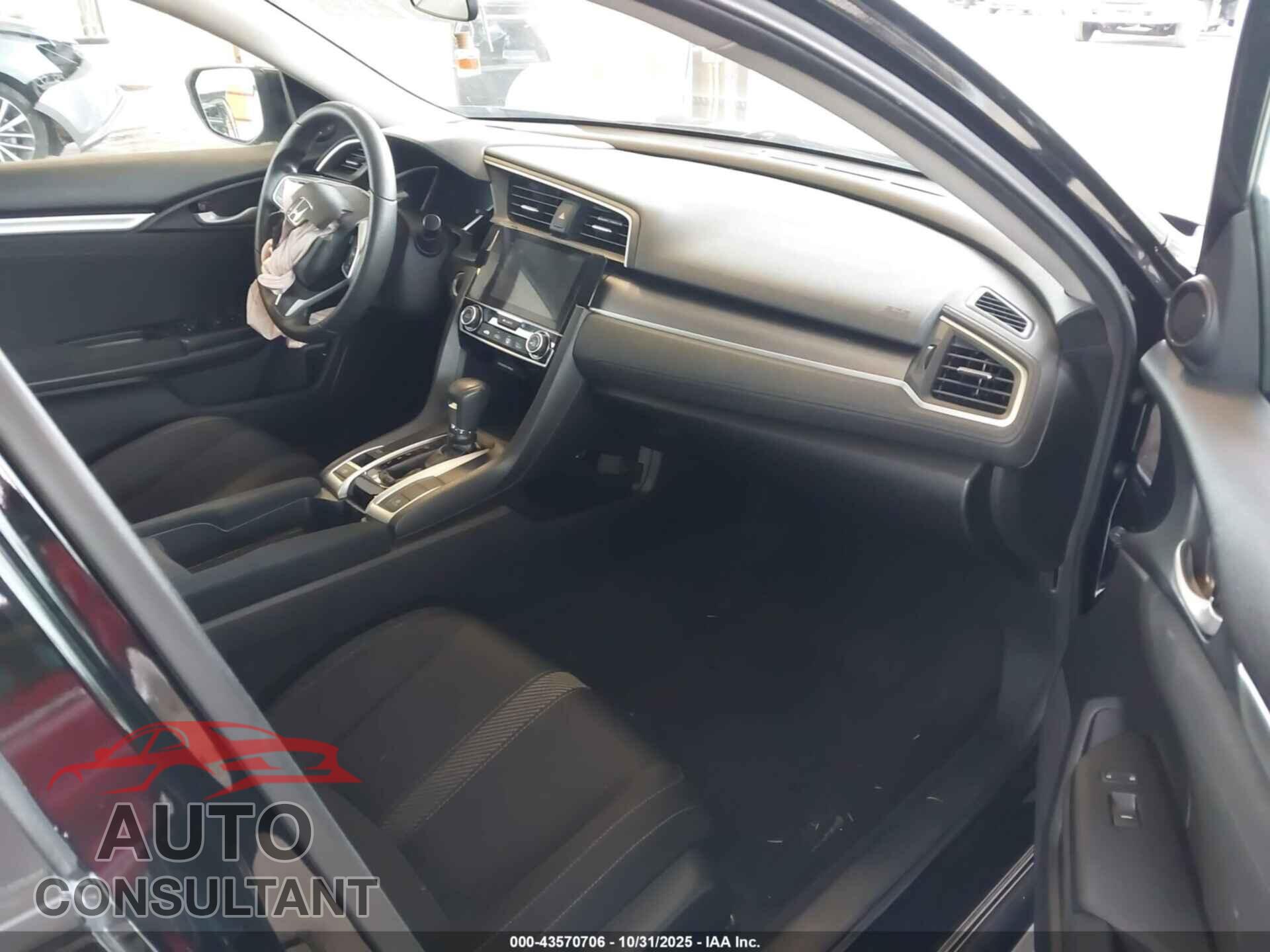 HONDA CIVIC 2017 - 19XFC2F79HE050111