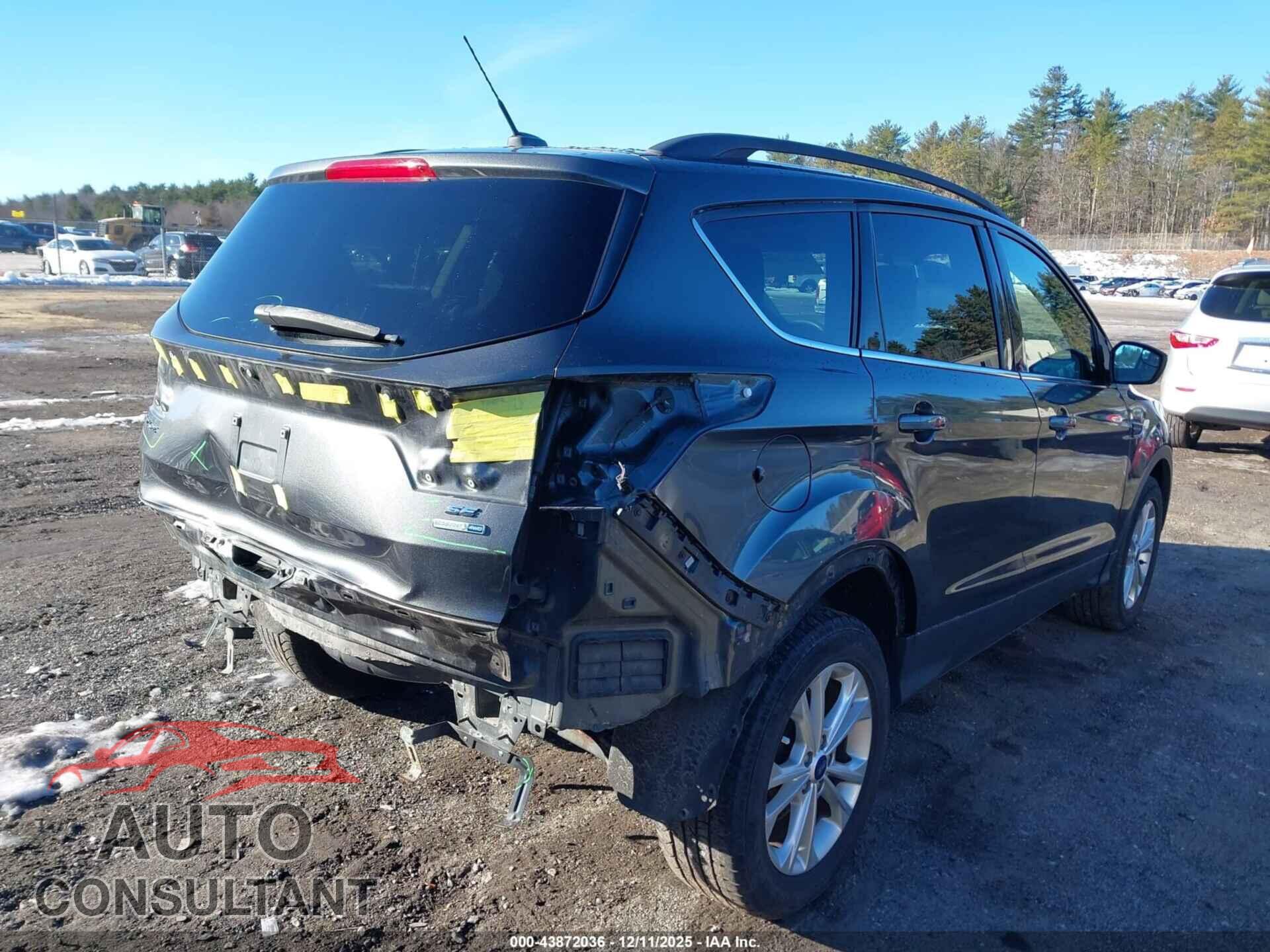 FORD ESCAPE 2018 - 1FMCU9GD3JUD40019
