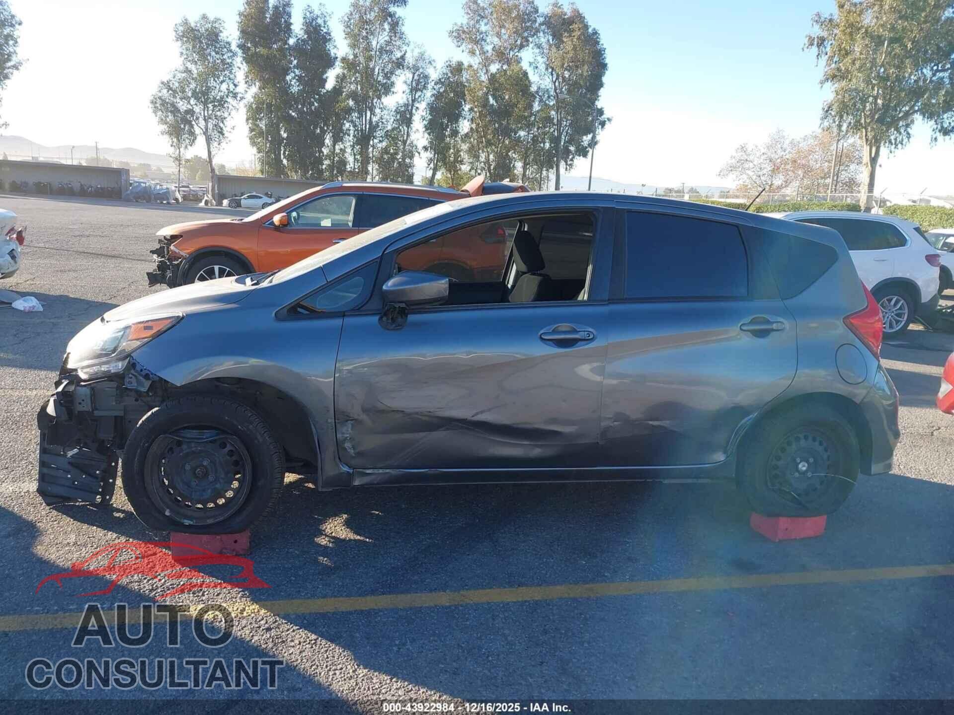 NISSAN VERSA NOTE 2017 - 3N1CE2CP9HL359559