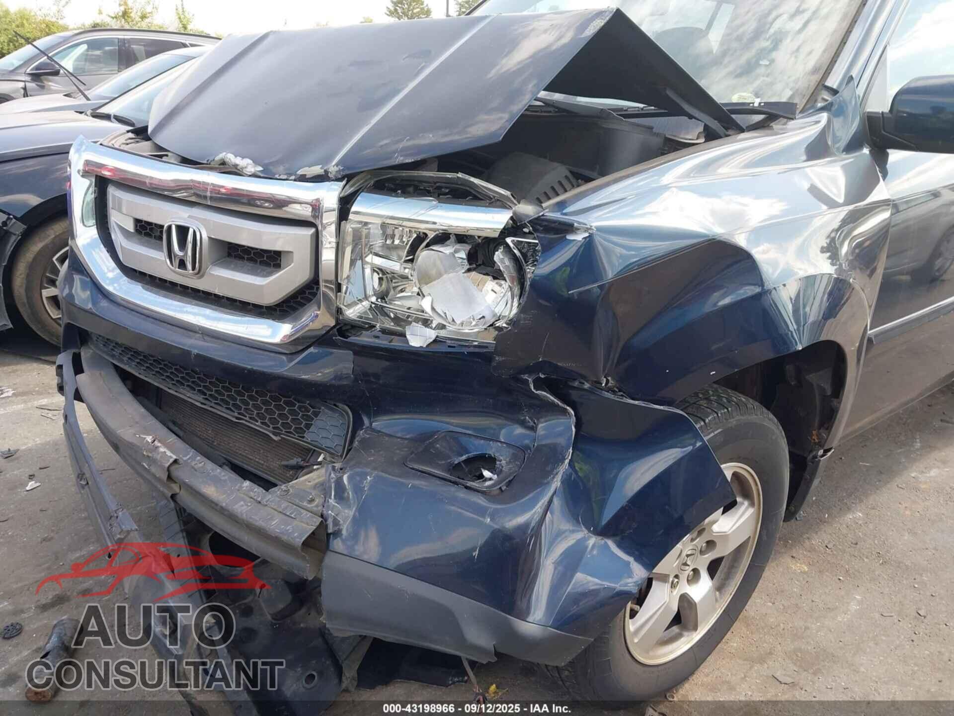 HONDA PILOT 2011 - 5FNYF3H56BB013214