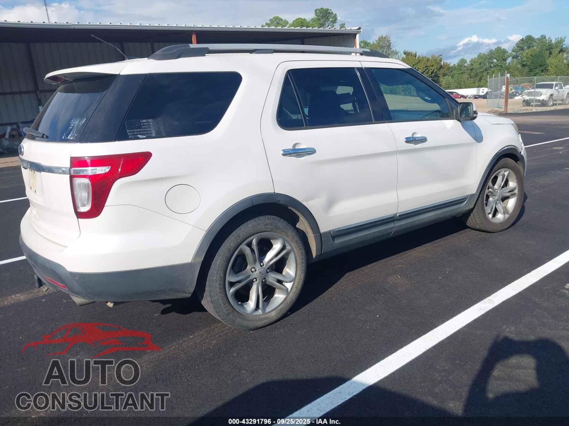 FORD EXPLORER 2011 - 1FMHK7F87BGA02899