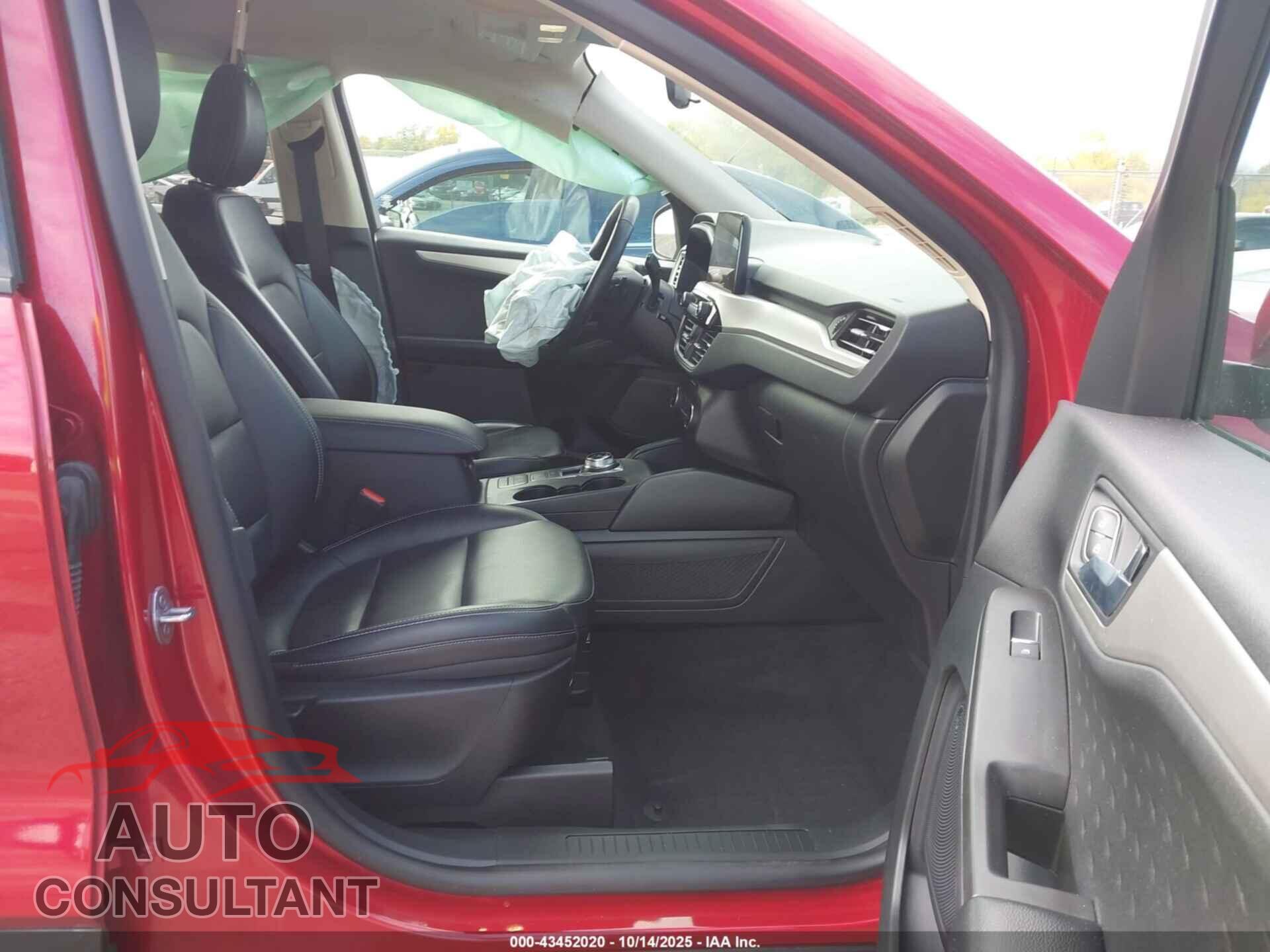 FORD ESCAPE 2020 - 1FMCU9H96LUB29068