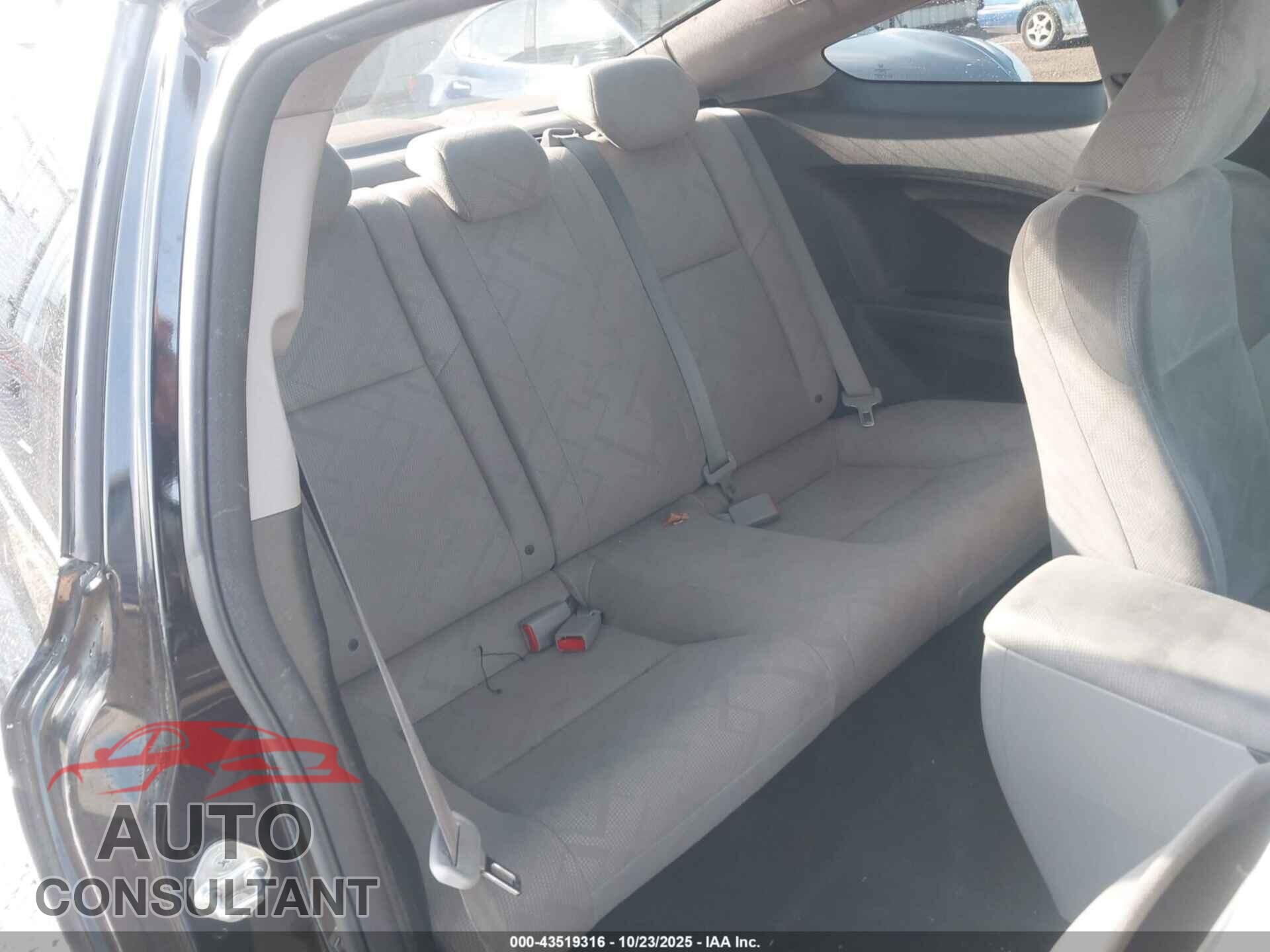 HONDA CIVIC 2012 - 2HGFG3B83CH521029