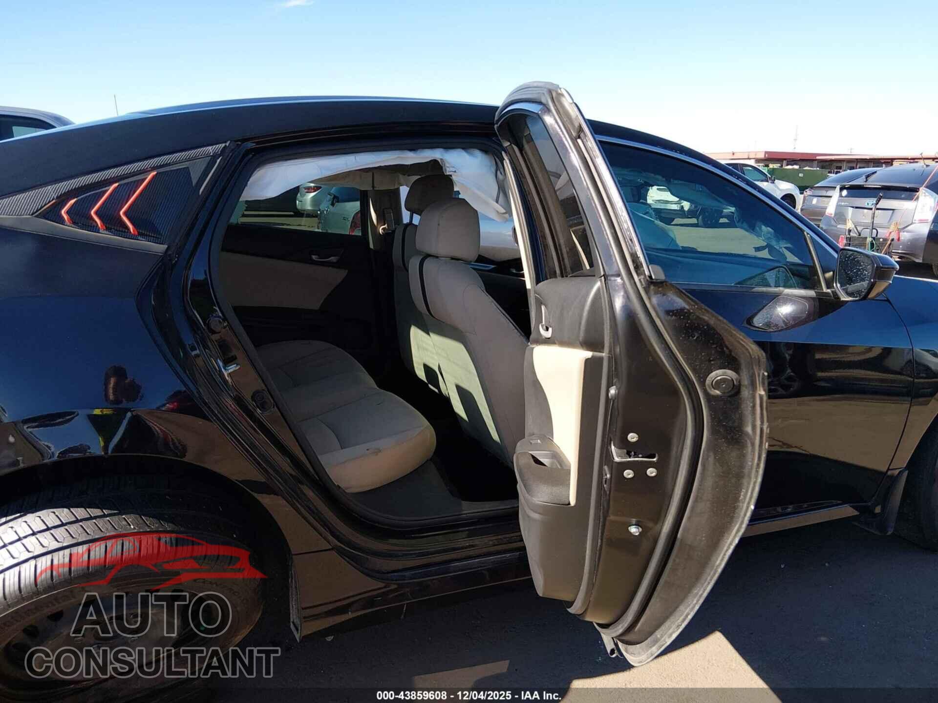 HONDA CIVIC 2017 - 19XFC2F51HE040915
