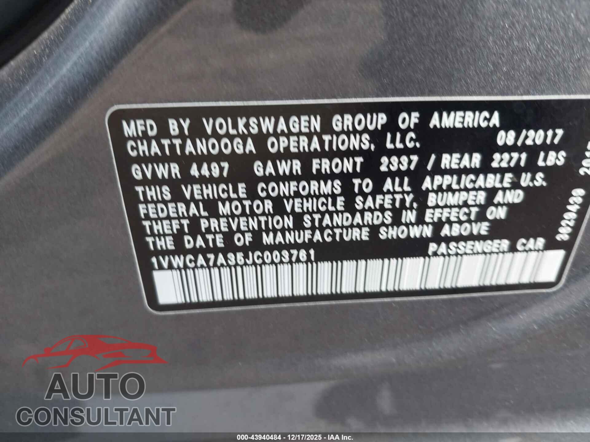 VOLKSWAGEN PASSAT 2018 - 1VWCA7A35JC003761