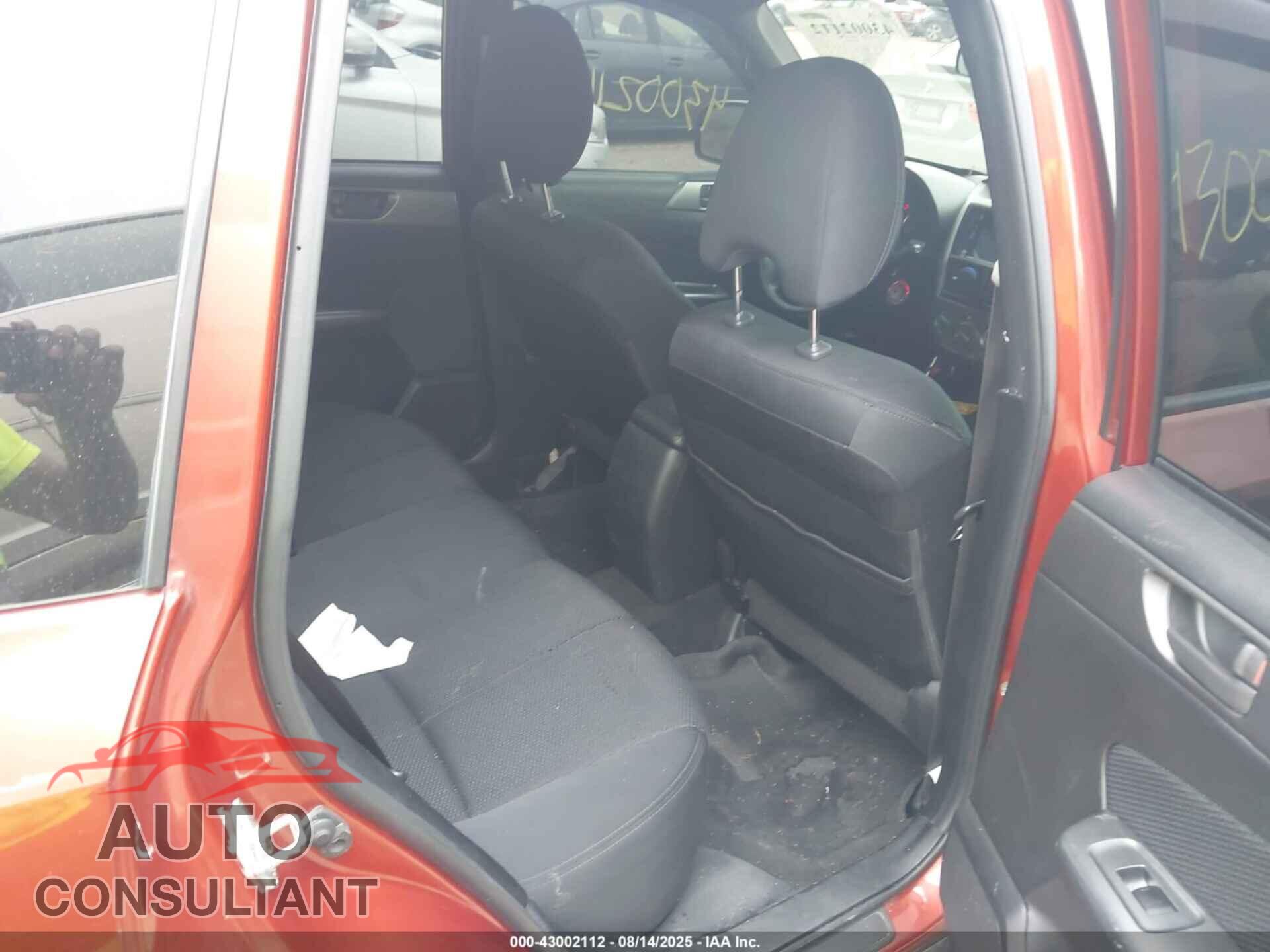 SUBARU FORESTER 2011 - JF2SHBBC9BG735253