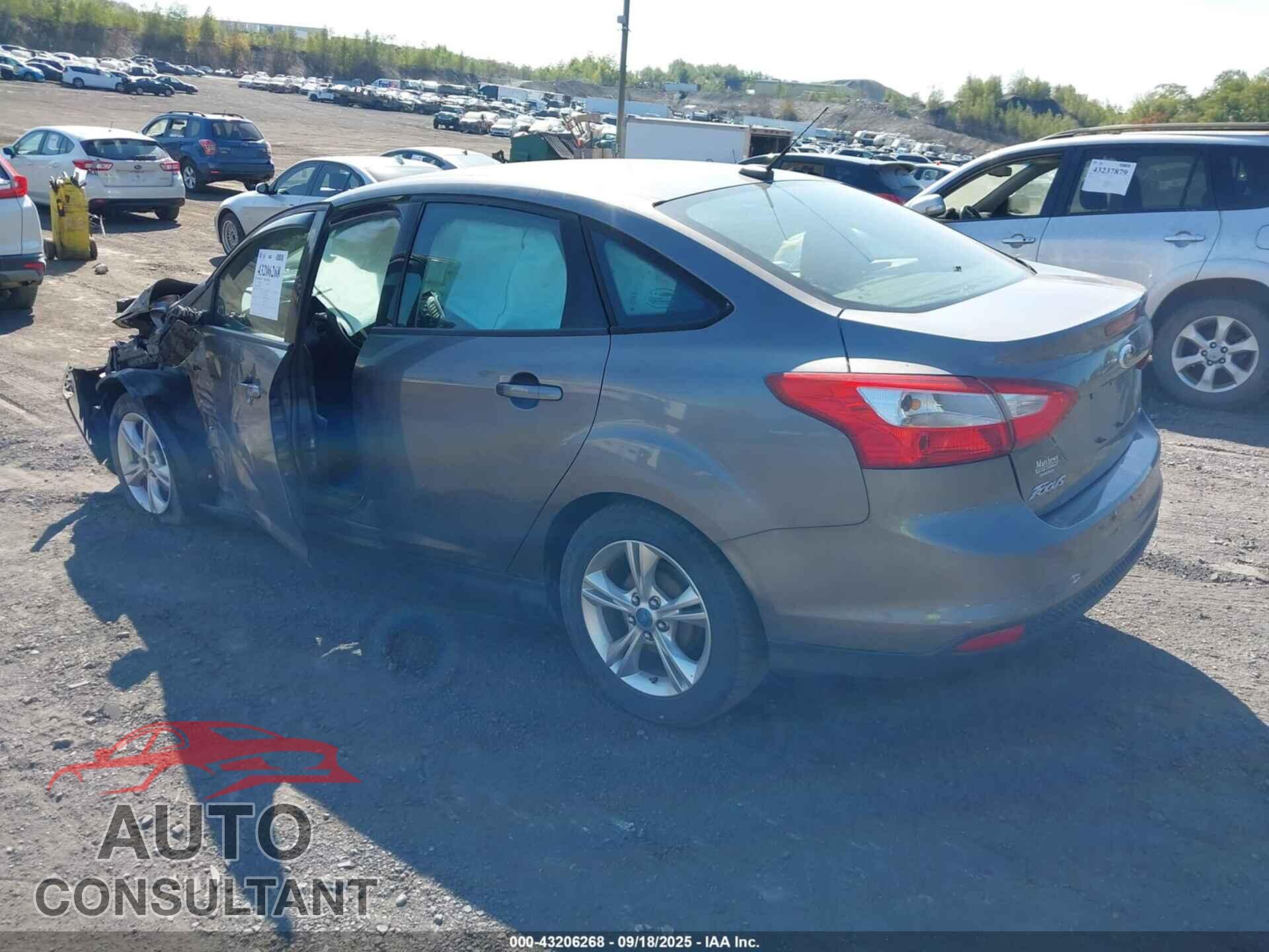 FORD FOCUS 2013 - 1FADP3F27DL193362