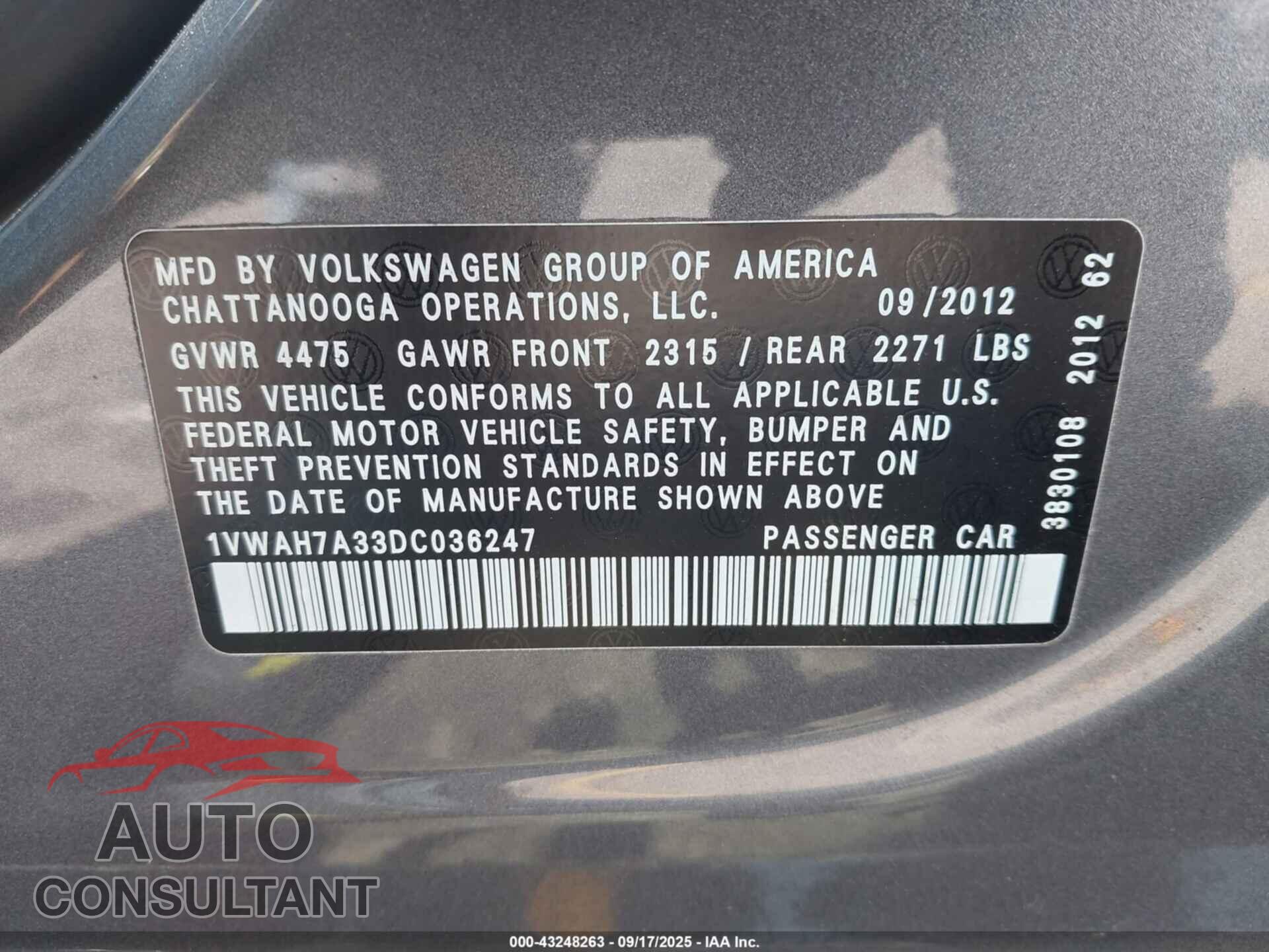 VOLKSWAGEN PASSAT 2013 - 1VWAH7A33DC036247