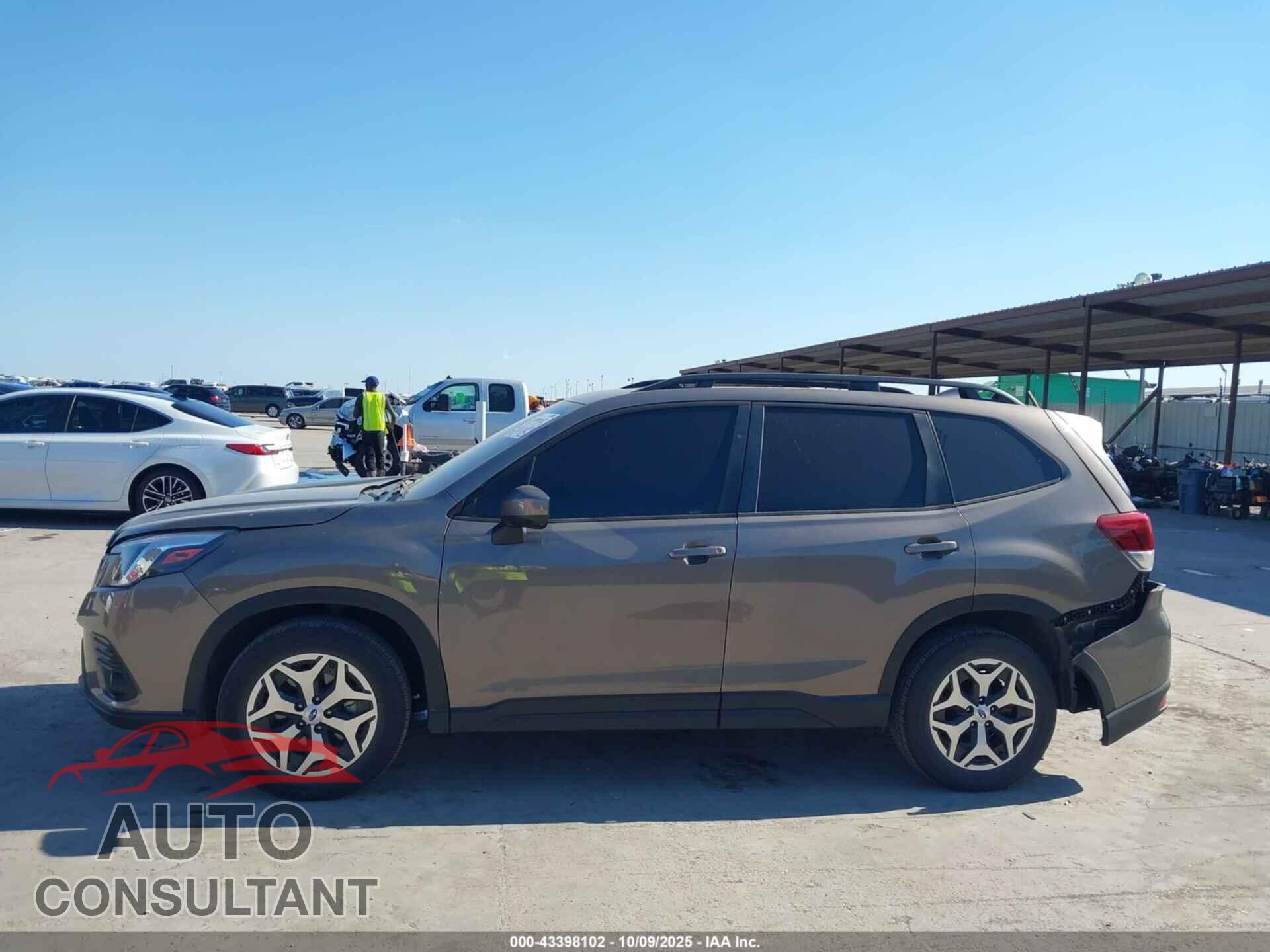 SUBARU FORESTER 2023 - JF2SKADC1PH454154