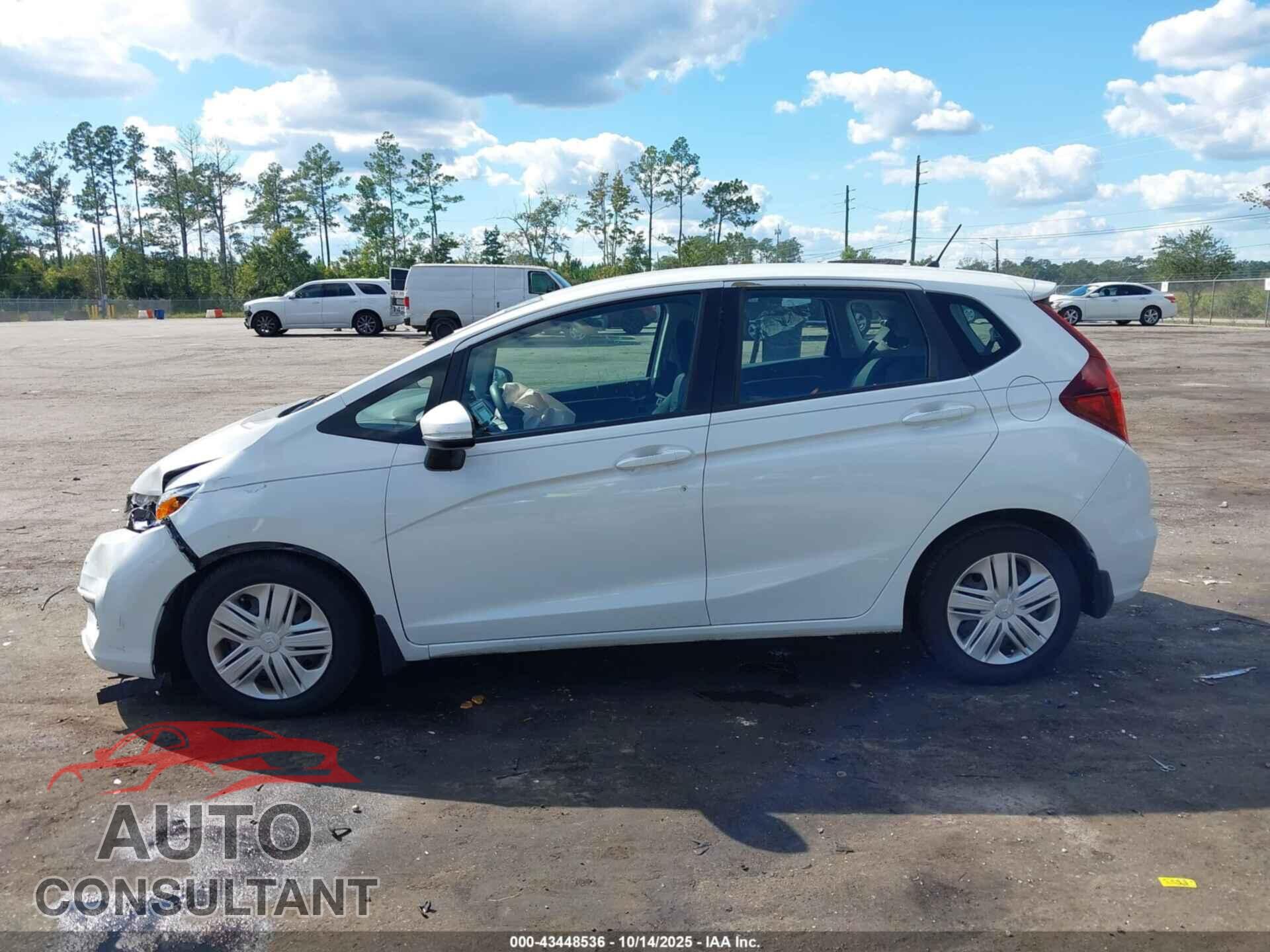 HONDA FIT 2018 - 3HGGK5H54JM703106