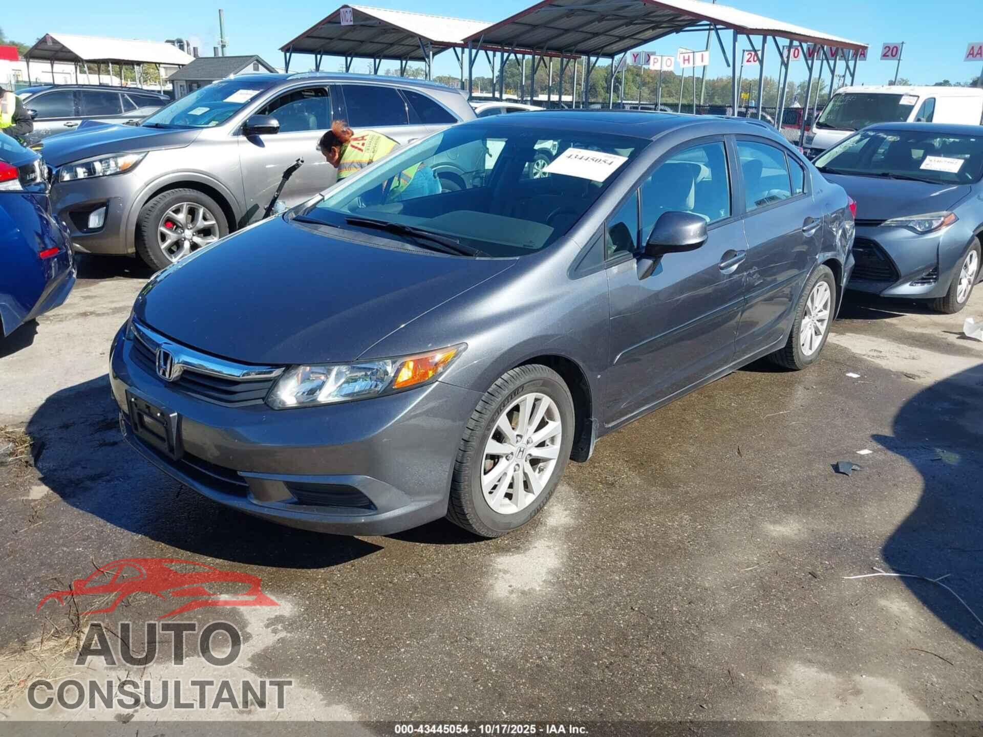 HONDA CIVIC 2012 - 2HGFB2F85CH311552