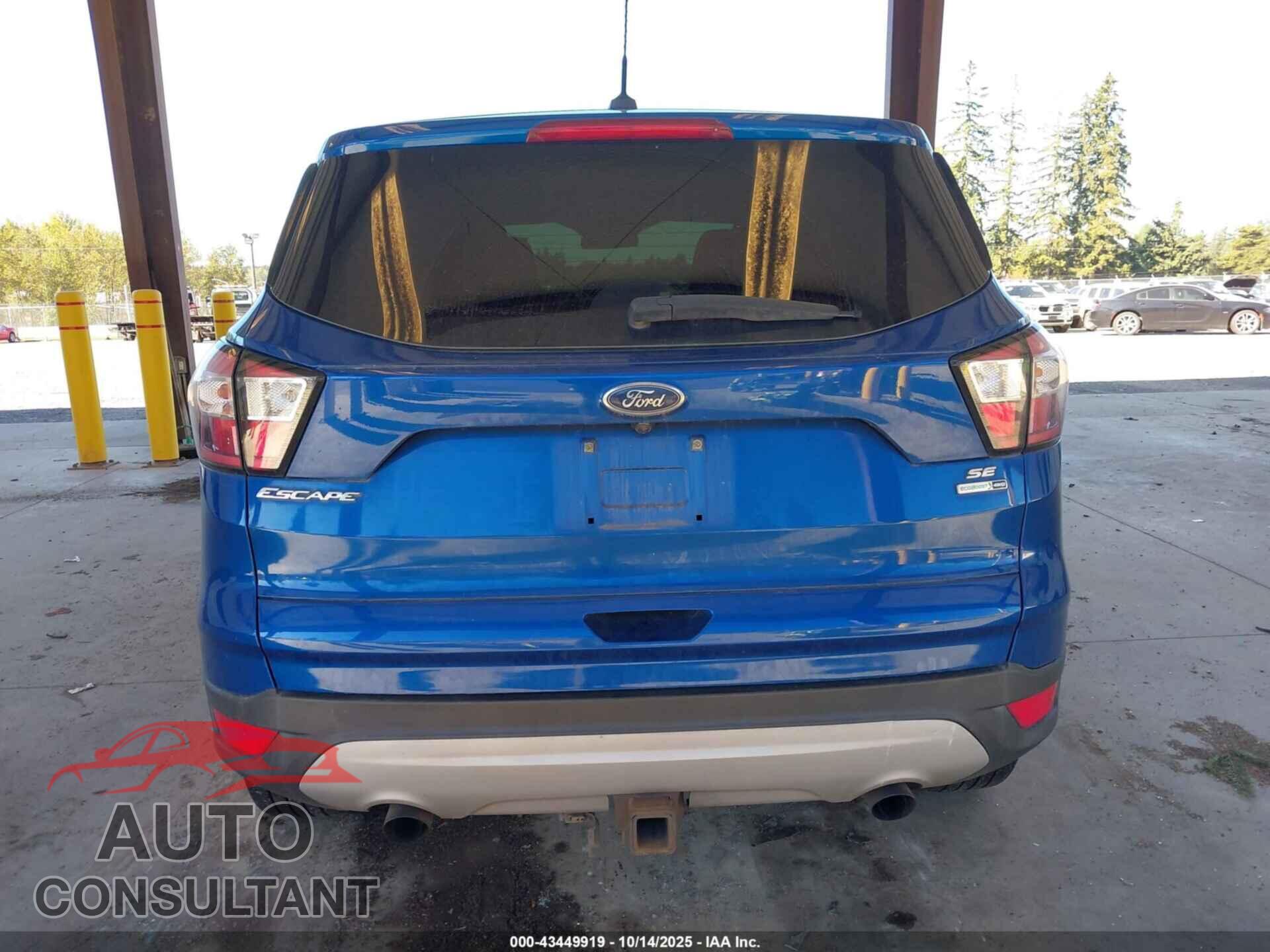 FORD ESCAPE 2017 - 1FMCU9G90HUF11251