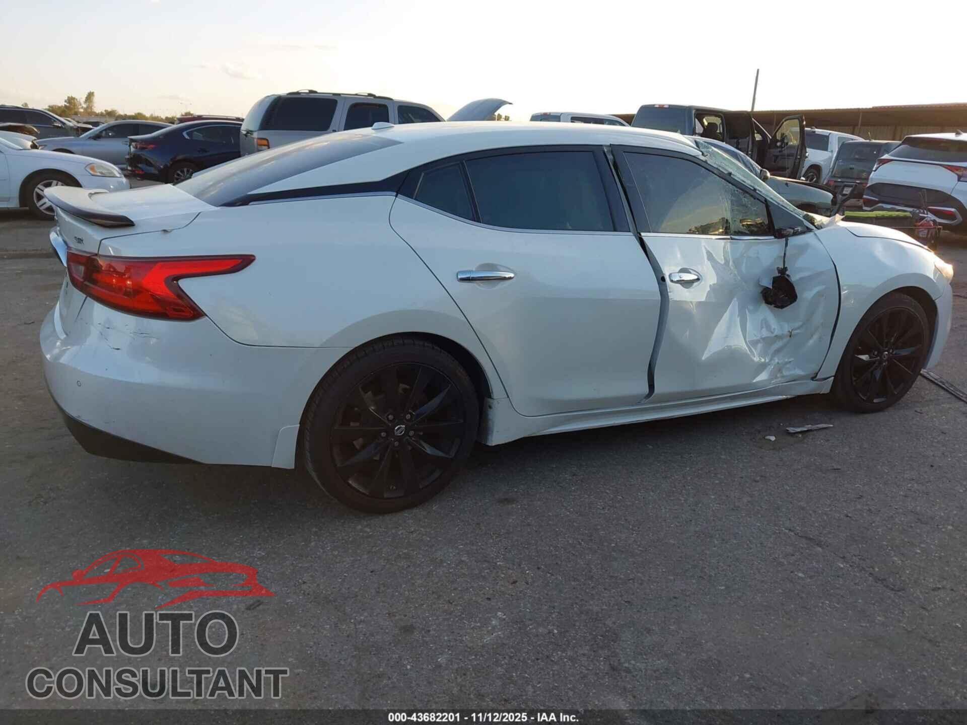 NISSAN MAXIMA 2017 - 1N4AA6AP6HC436092