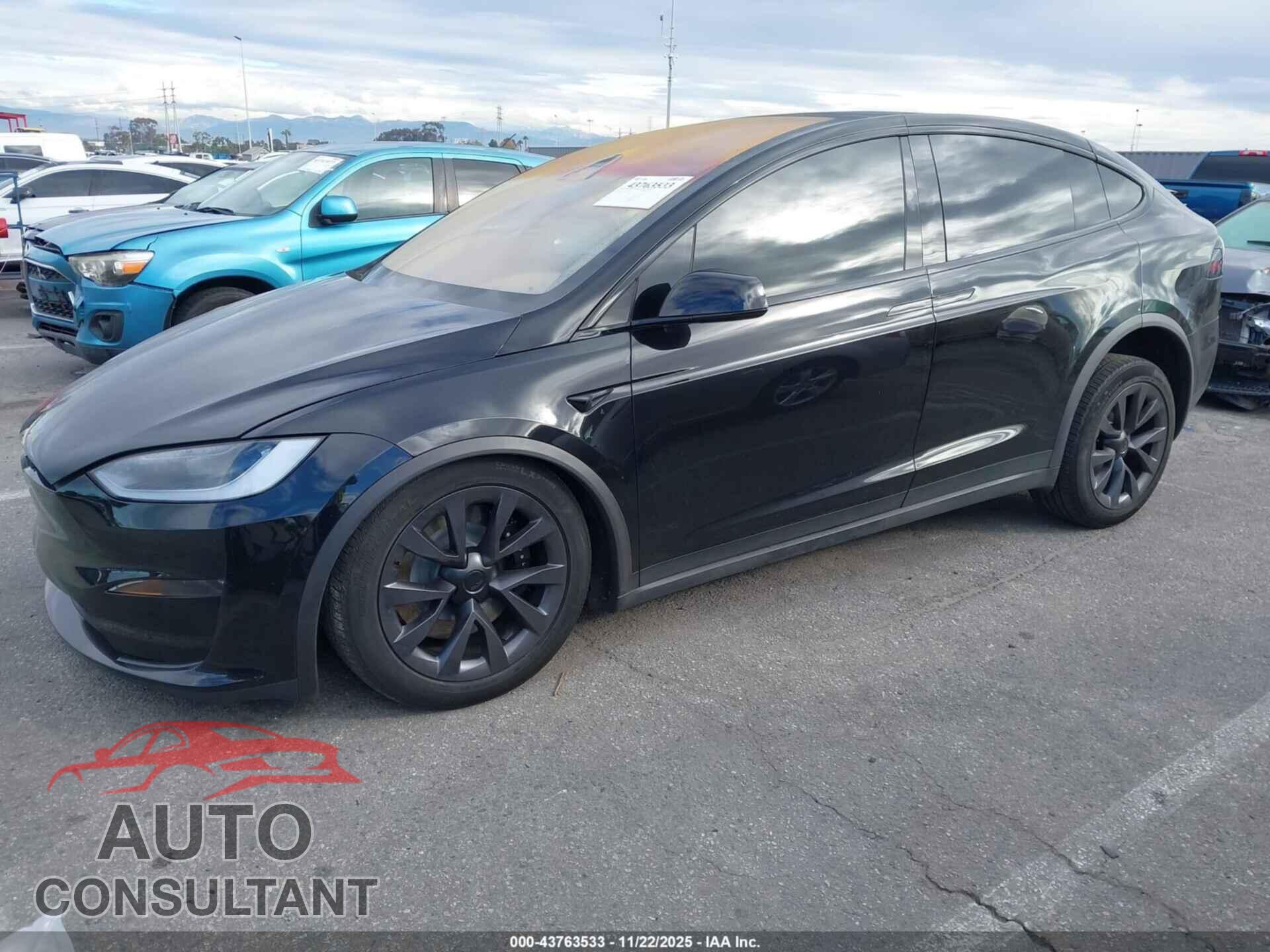 TESLA MODEL X 2024 - 7SAXCBE59RF455887