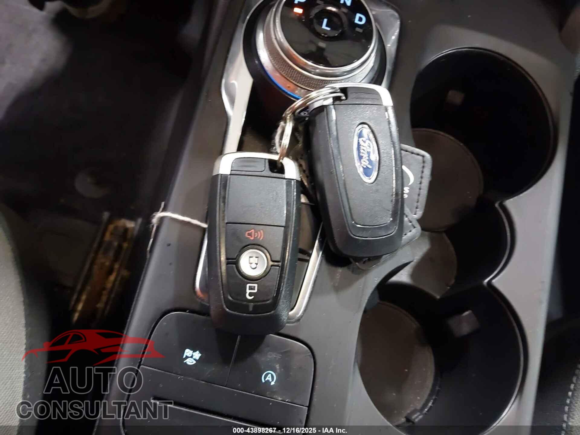 FORD ESCAPE 2020 - 1FMCU9G60LUB42017