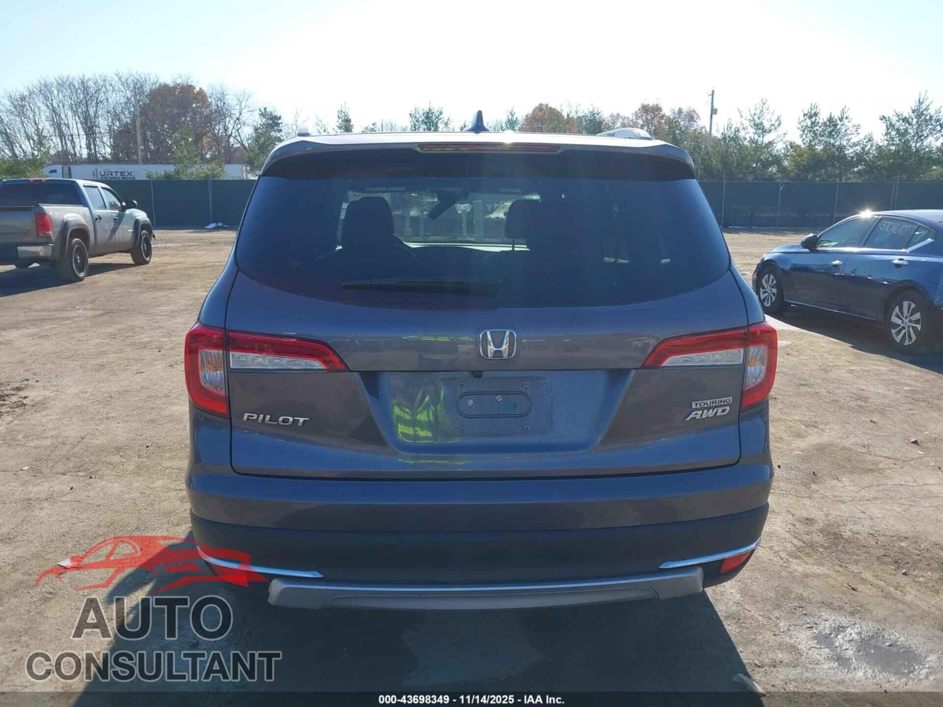 HONDA PILOT 2021 - 5FNYF6H62MB033604