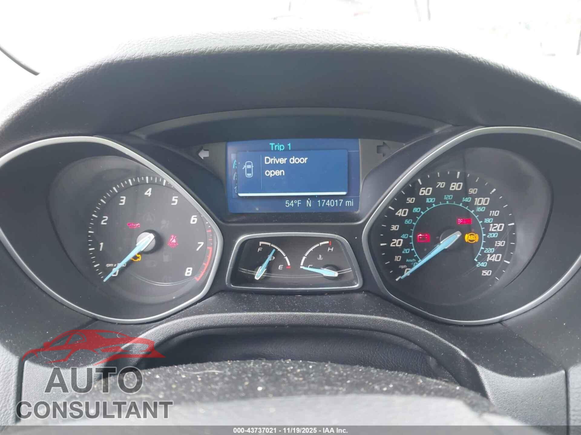 FORD FOCUS 2012 - 1FAHP3K22CL408846