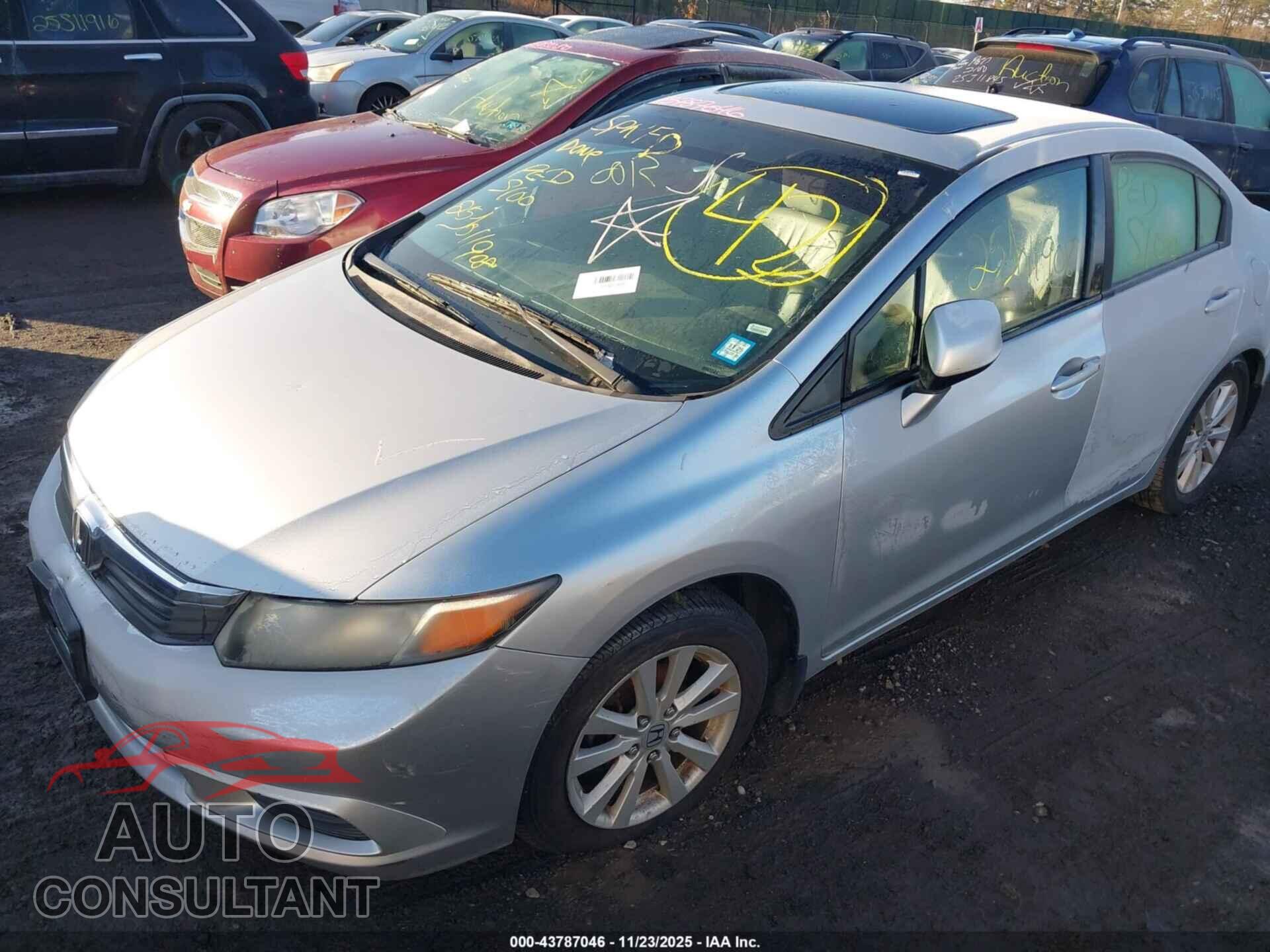 HONDA CIVIC 2012 - 2HGFB2F96CH590485