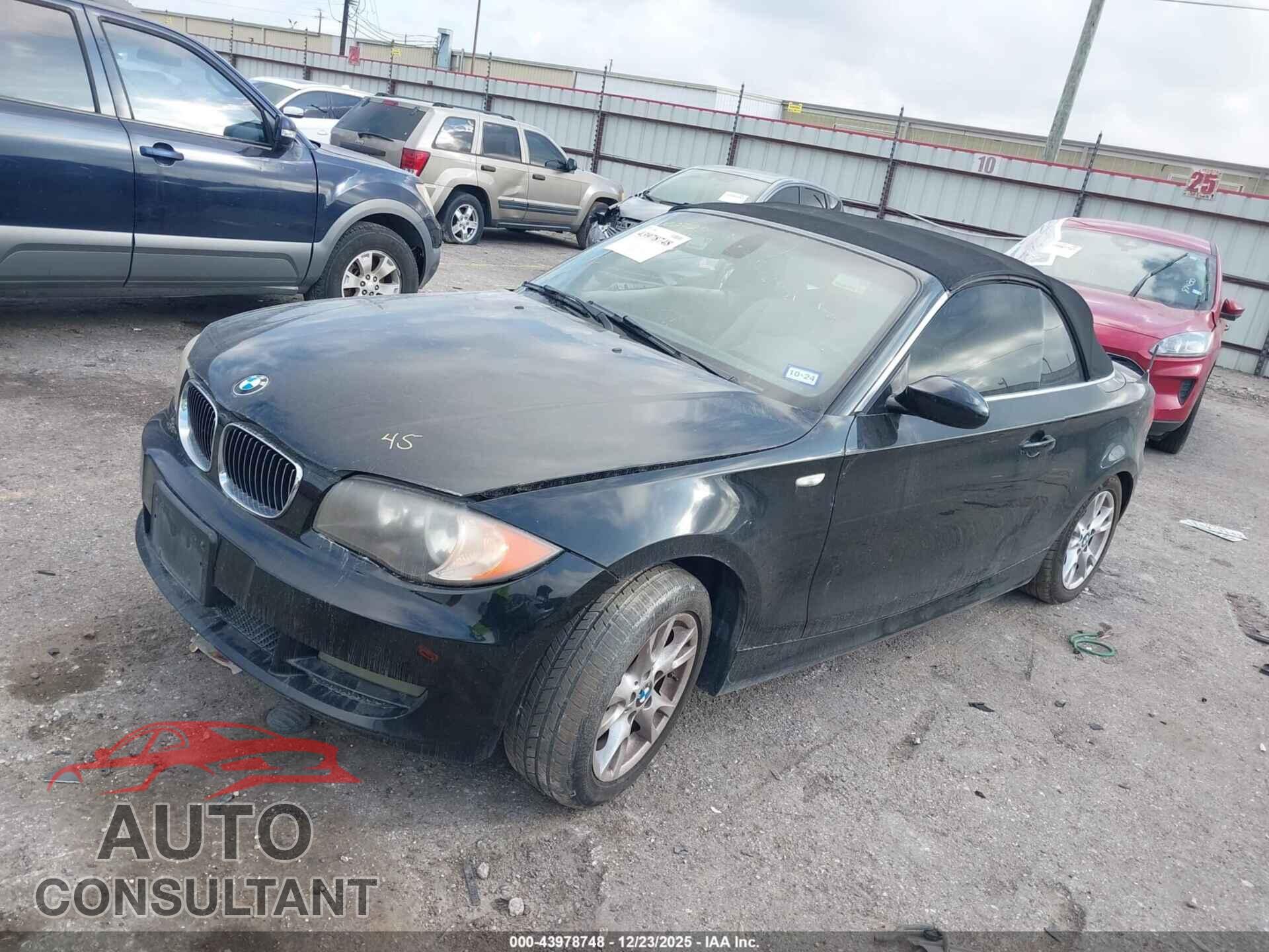 BMW 128I 2009 - WBAUL73509VJ75631