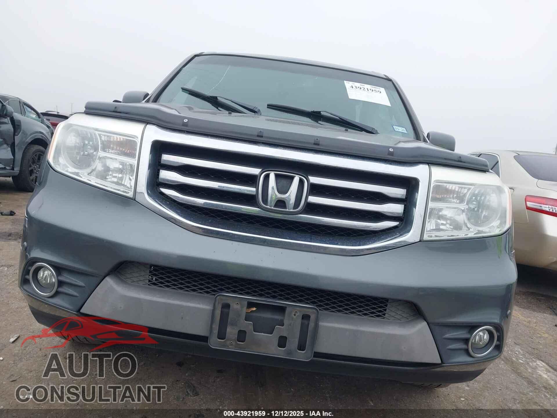HONDA PILOT 2012 - 5FNYF3H98CB041861