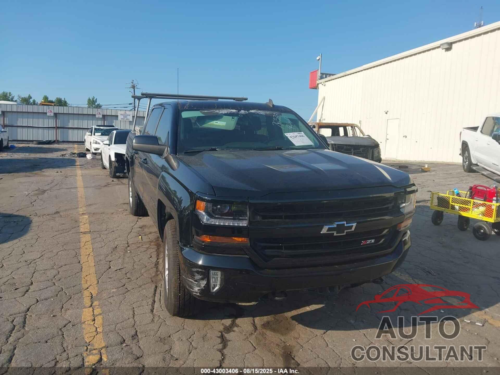 CHEVROLET SILVERADO 1500 2018 - 3GCUKREC8JG276023