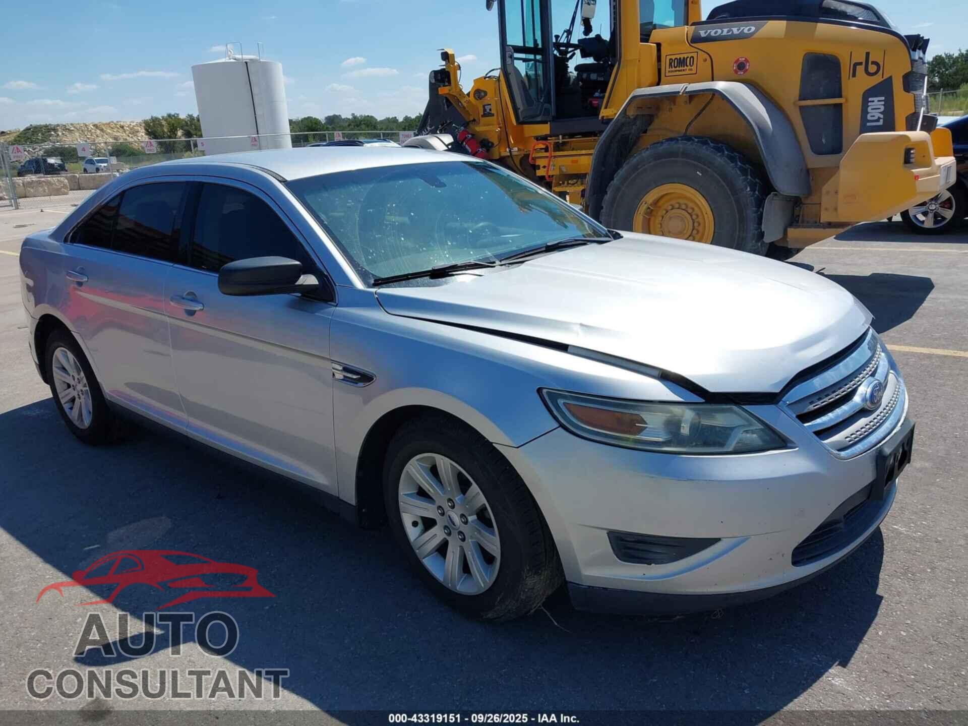 FORD TAURUS 2012 - 1FAHP2DW2CG127083