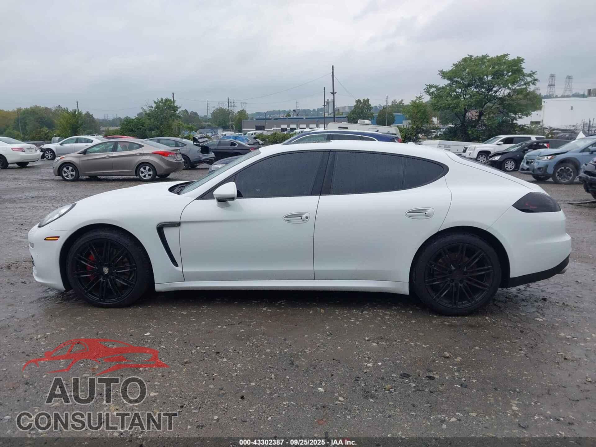 PORSCHE PANAMERA 2016 - WP0AA2A78GL005447