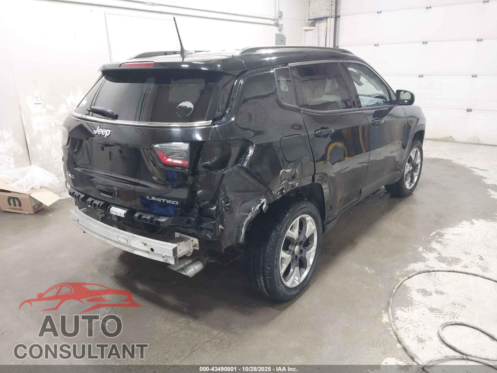 JEEP COMPASS 2018 - 3C4NJDCB5JT415469