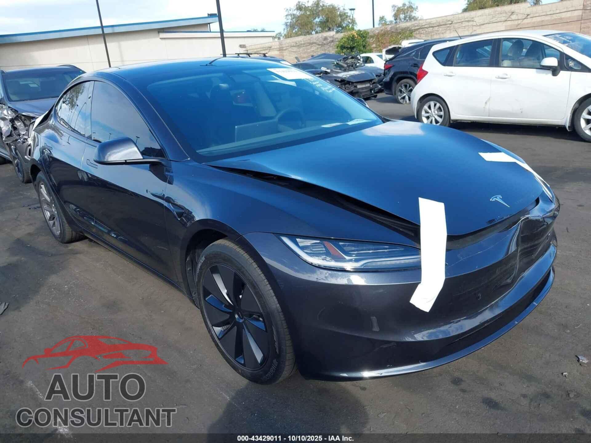 TESLA MODEL 3 2025 - 5YJ3E1EA4SF061927