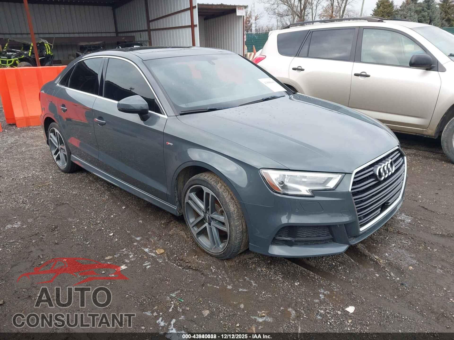 AUDI A3 2018 - WAUGUGFF5J1090486