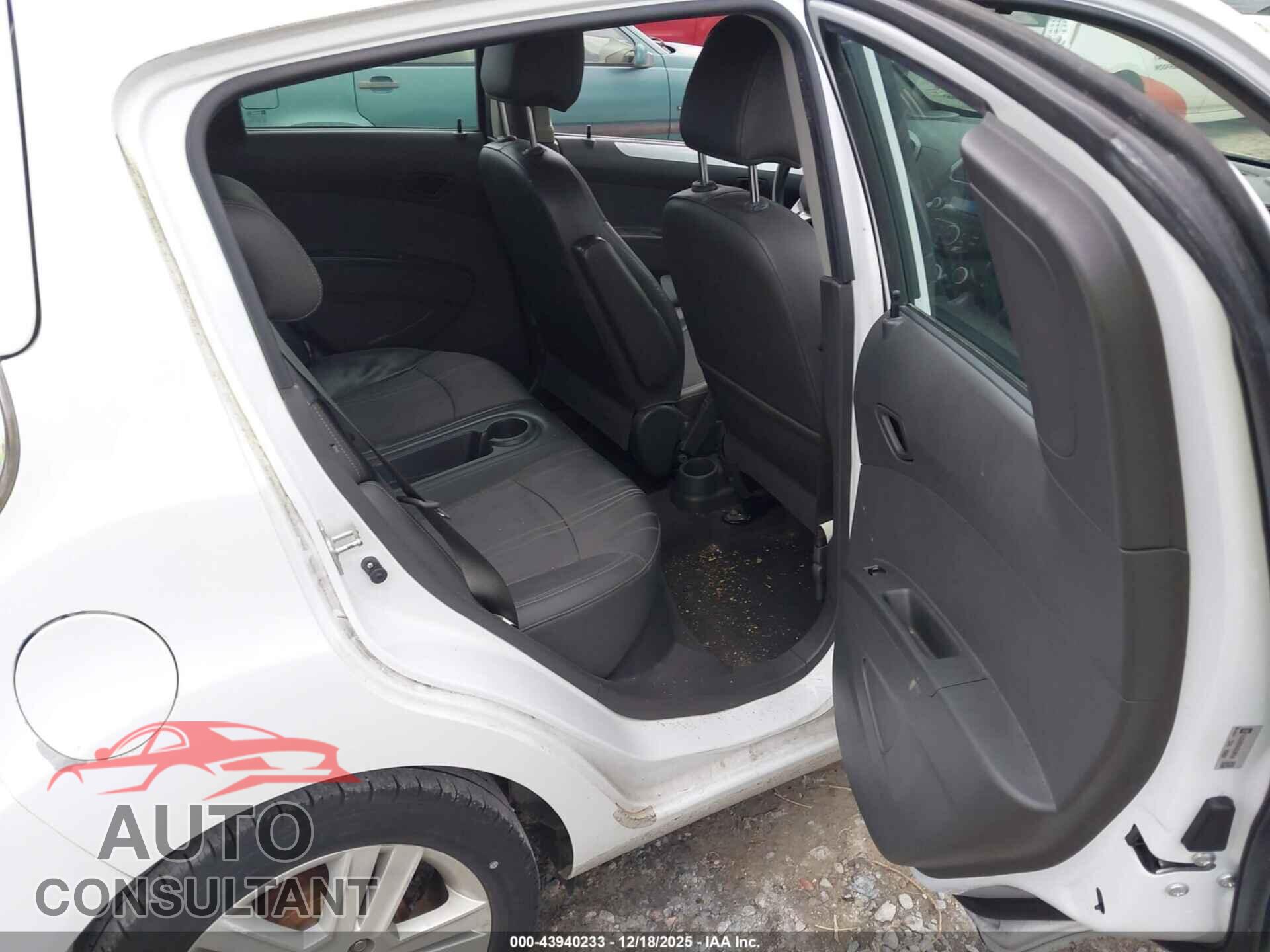 CHEVROLET SPARK 2013 - KL8CA6S94DC599166