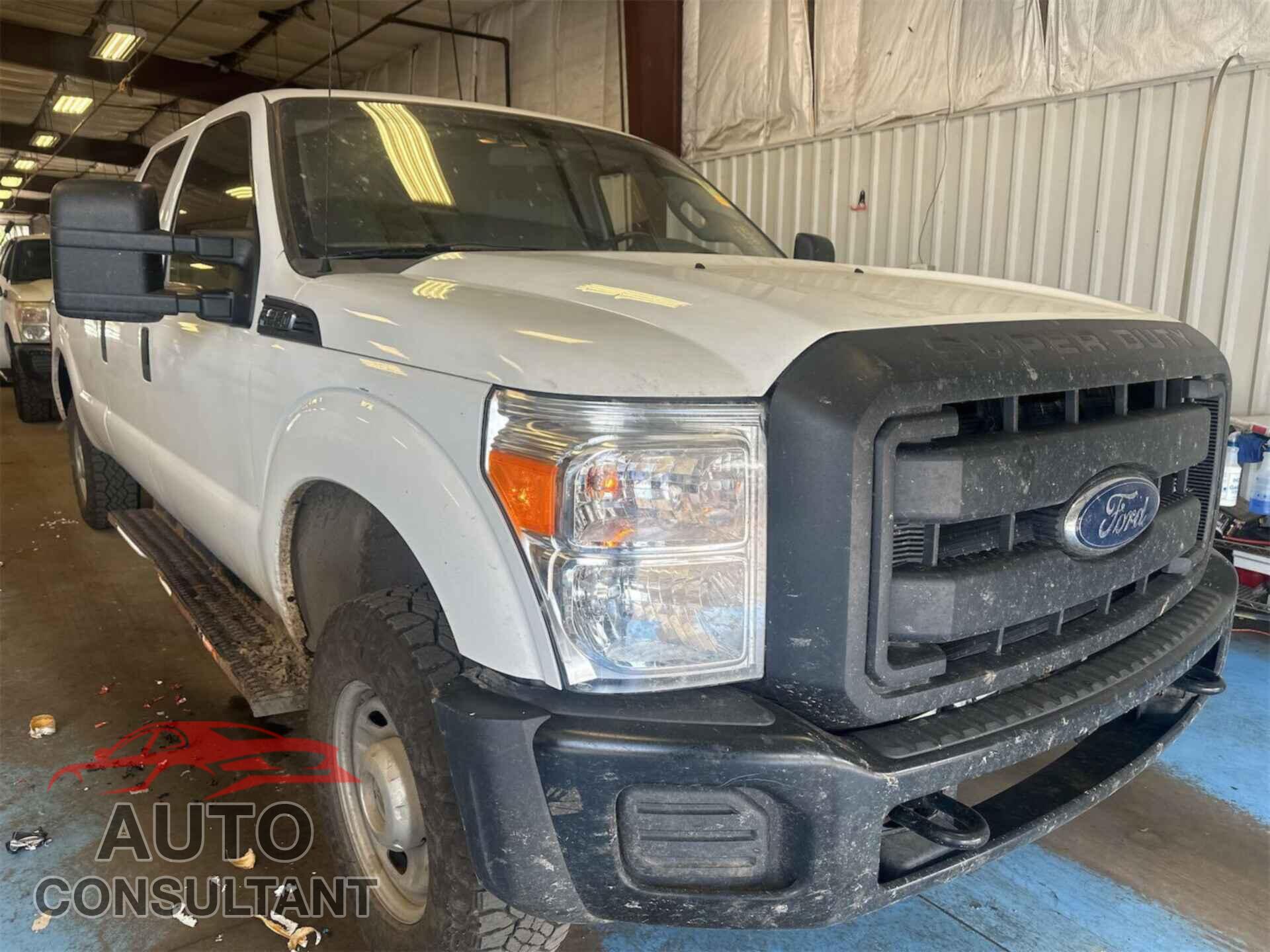 FORD F250 2013 - 1FT7W2B60DEB81247