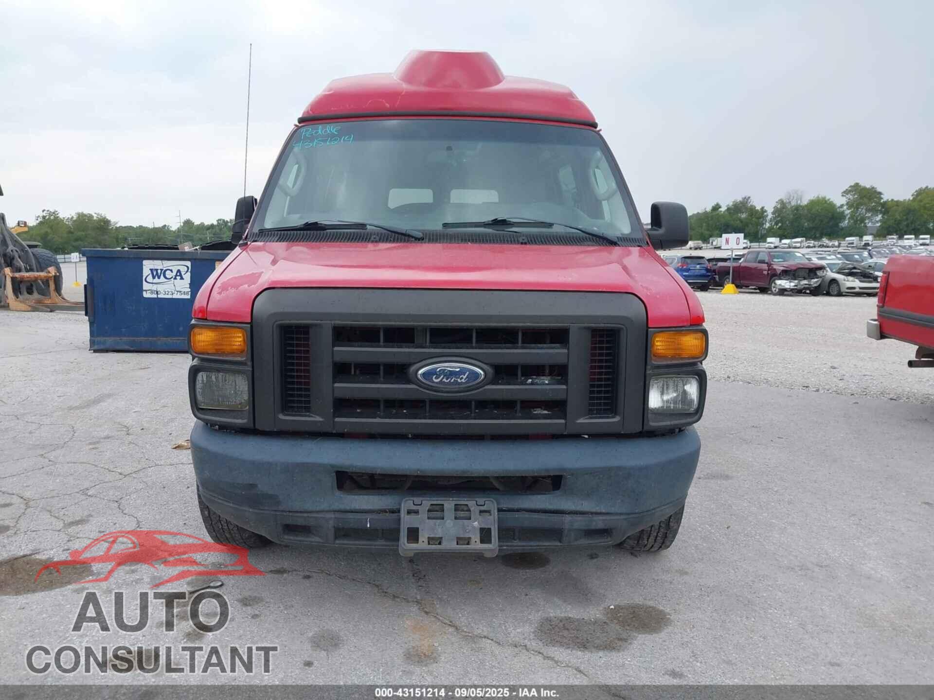 FORD E-350 SUPER DUTY 2011 - 1FBSS3BL3BDB09080