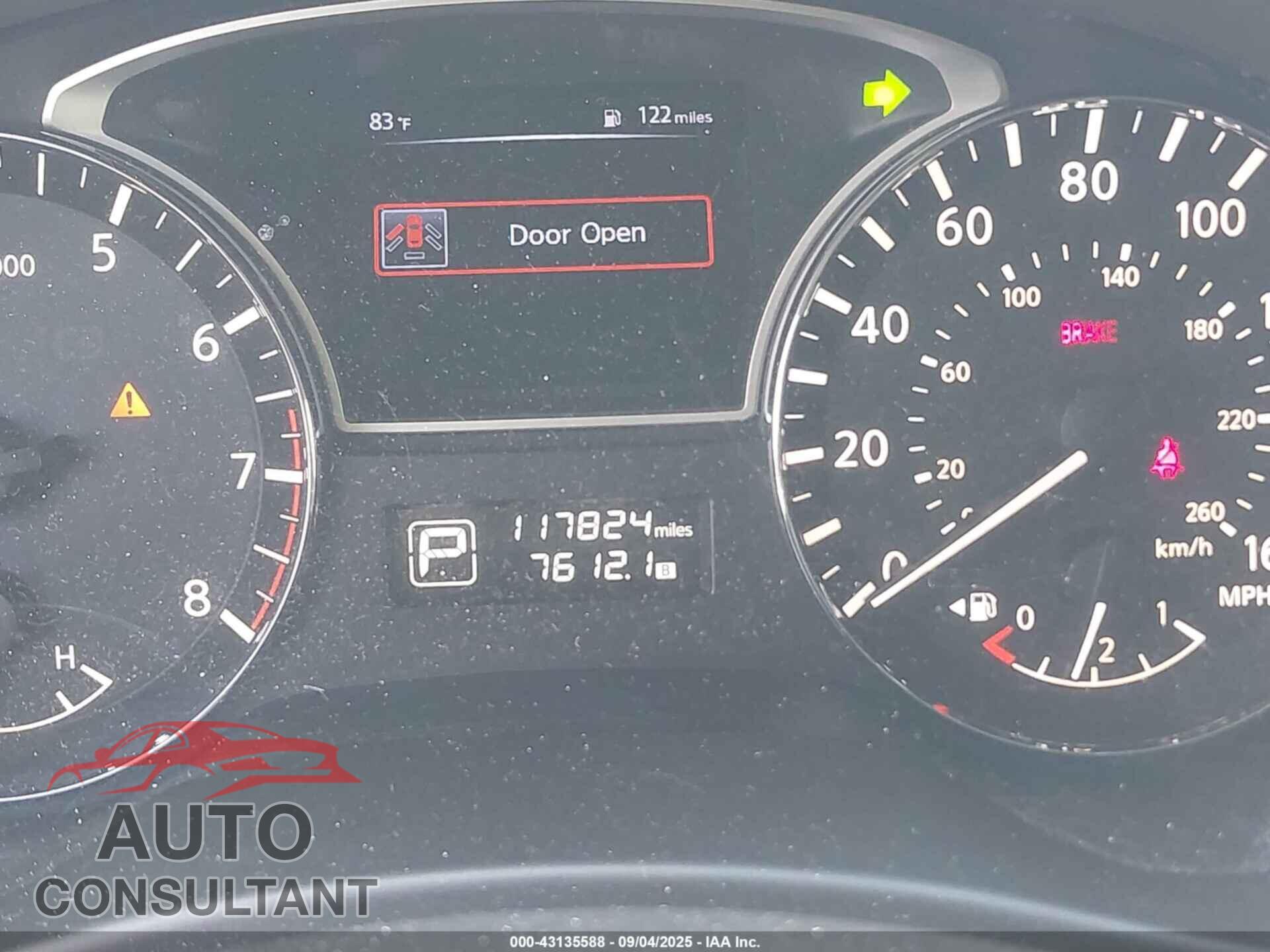 NISSAN PATHFINDER 2015 - 5N1AR2MN3FC702554