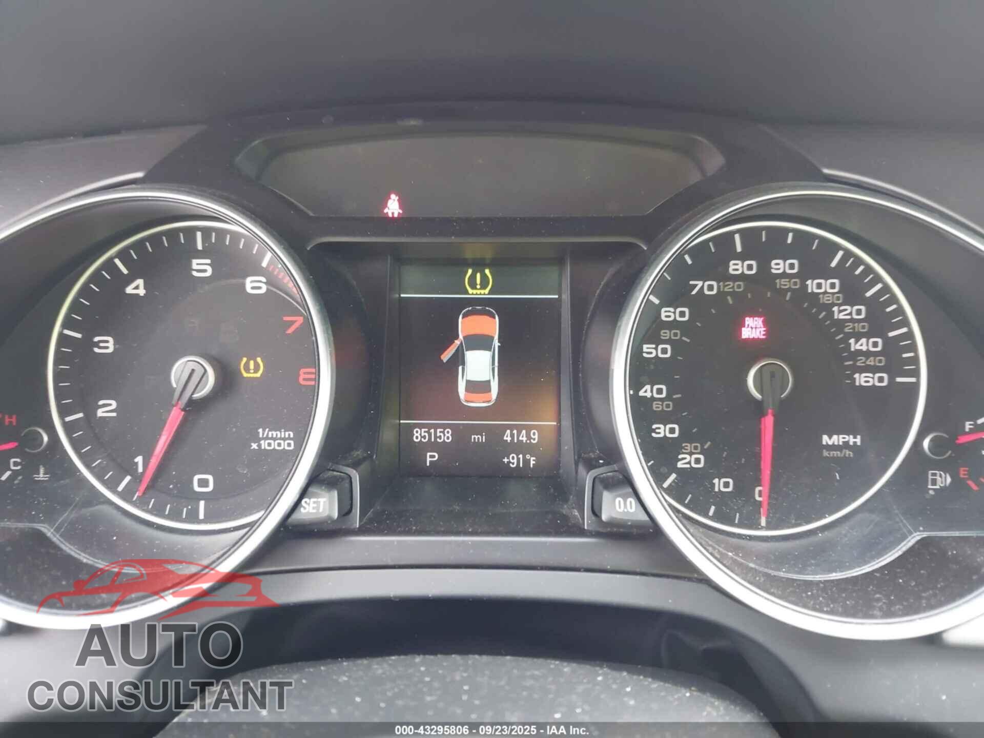 AUDI A5 2013 - WAULFAFR0DA023654