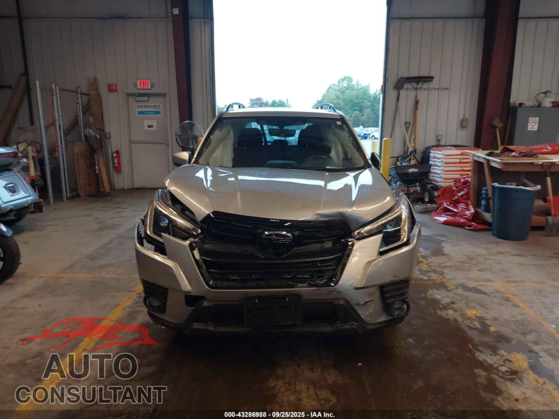SUBARU FORESTER 2023 - JF2SKAEC7PH454500