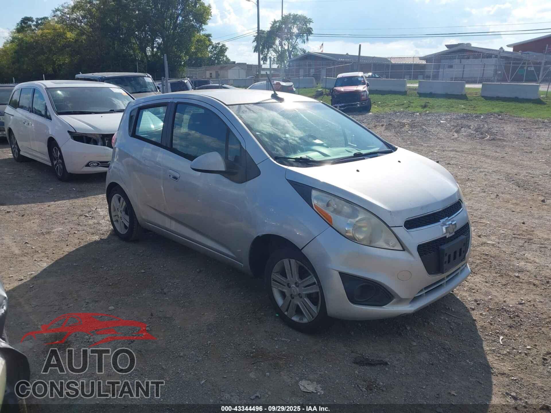CHEVROLET SPARK 2013 - KL8CD6S96DC600762