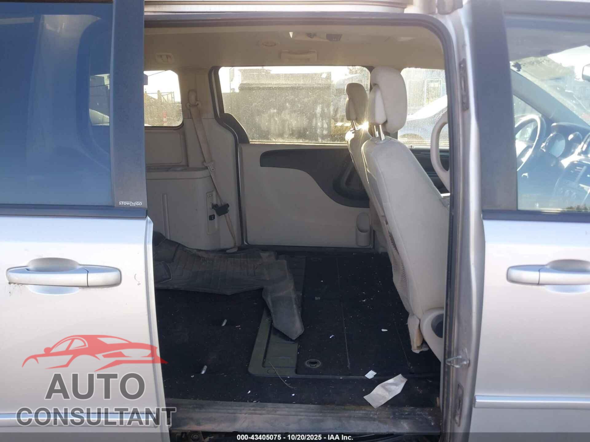 DODGE GRAND CARAVAN 2011 - 2D4RN3DG2BR637100