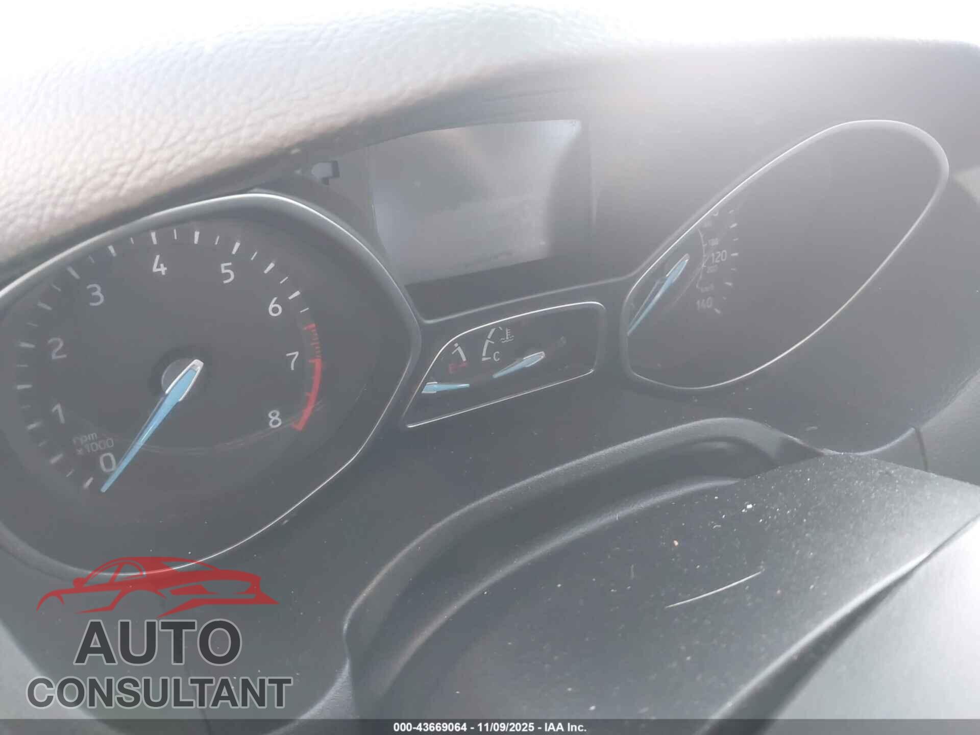 FORD FOCUS 2015 - 1FADP3F28FL310983